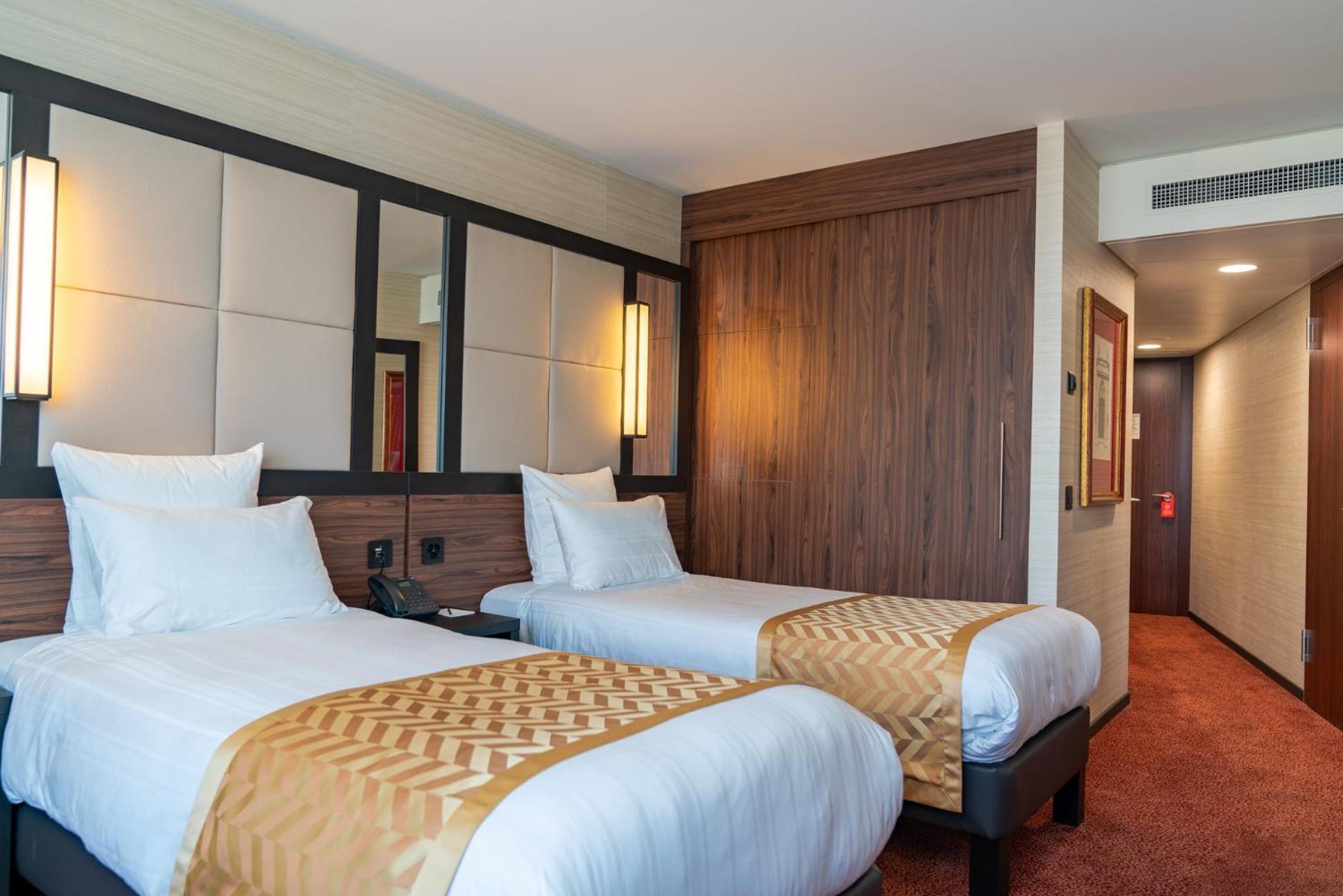 Available room