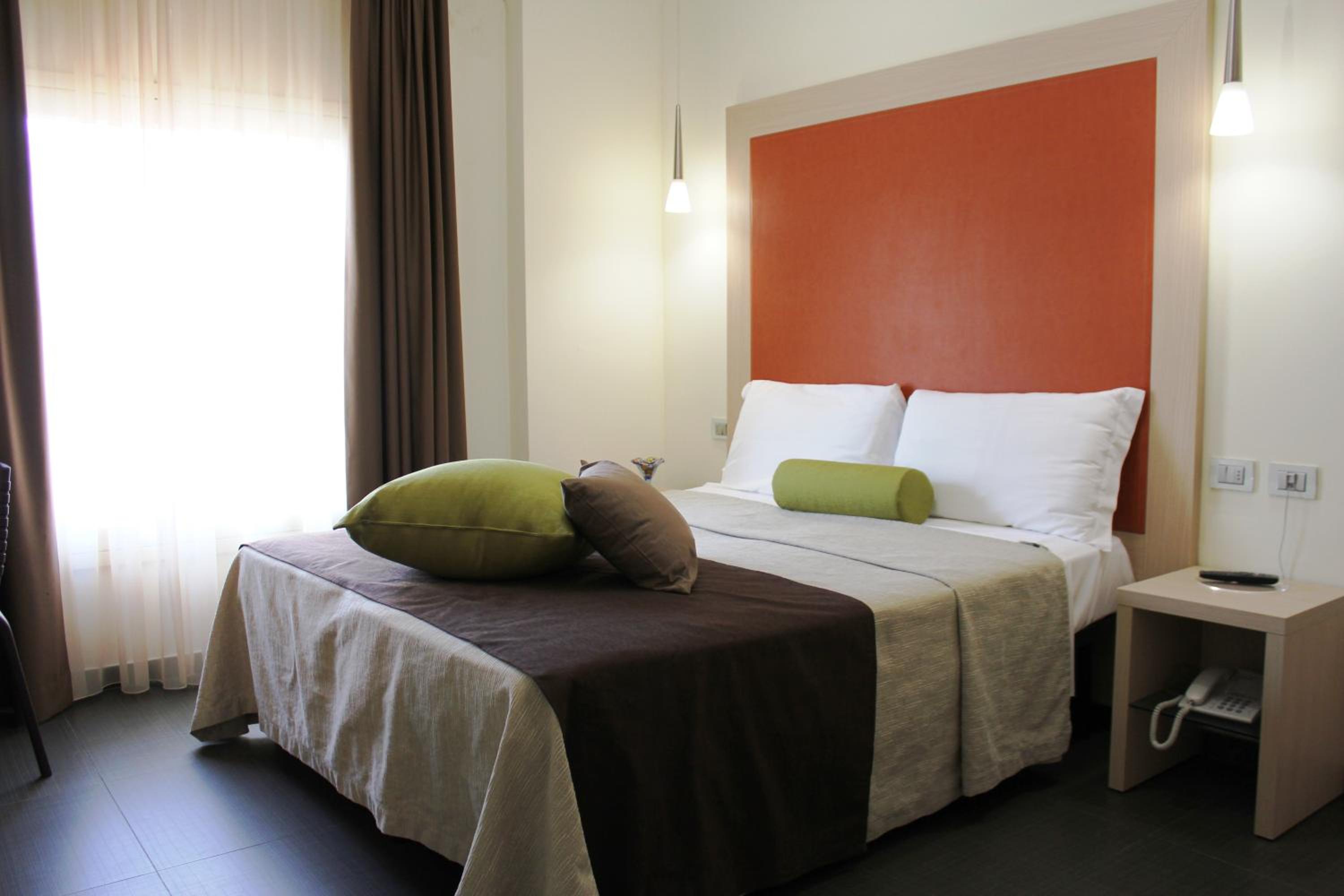 Double or Twin Room - Photo 1