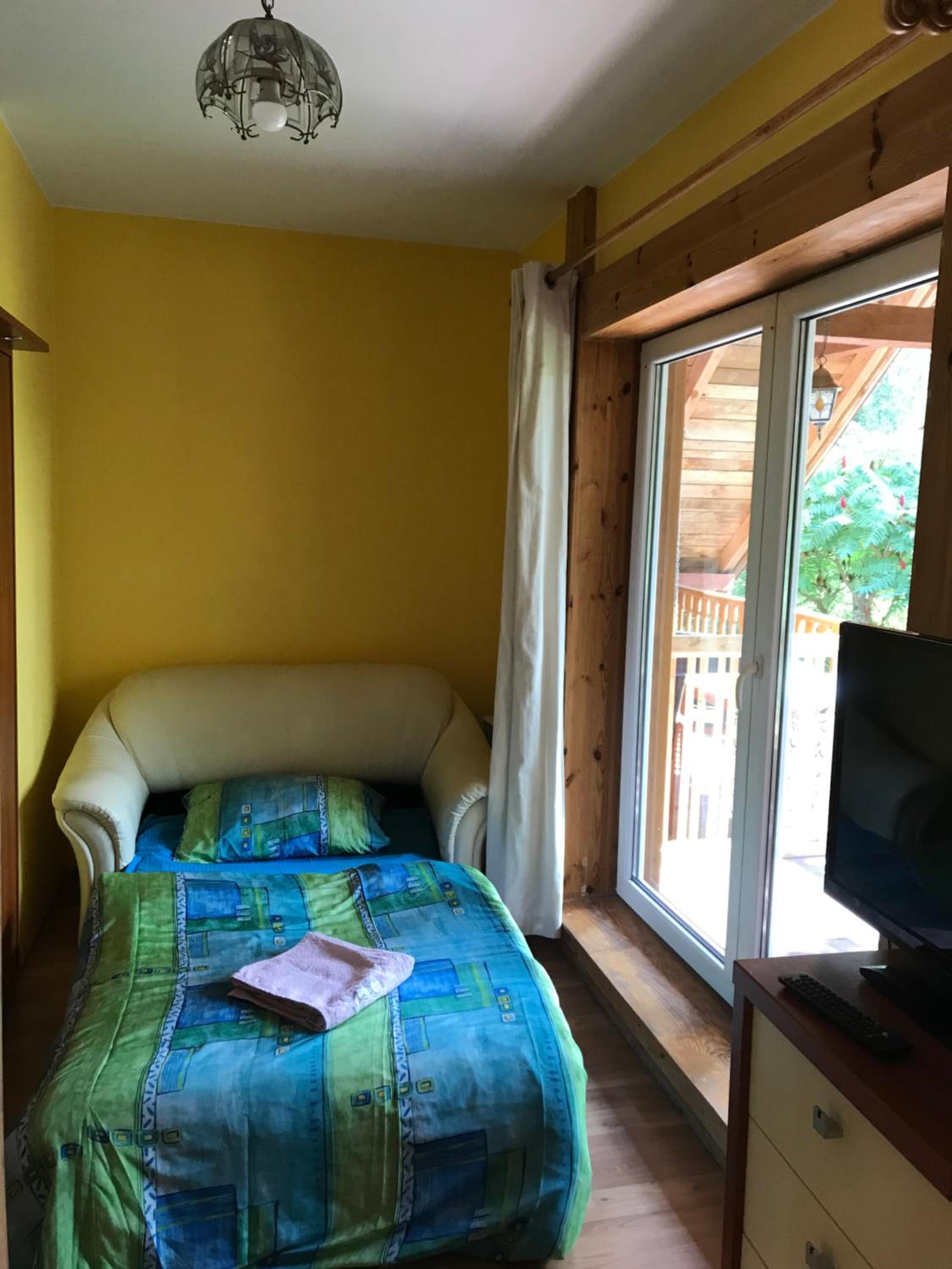 Triple Room with Balcony - Photo 6