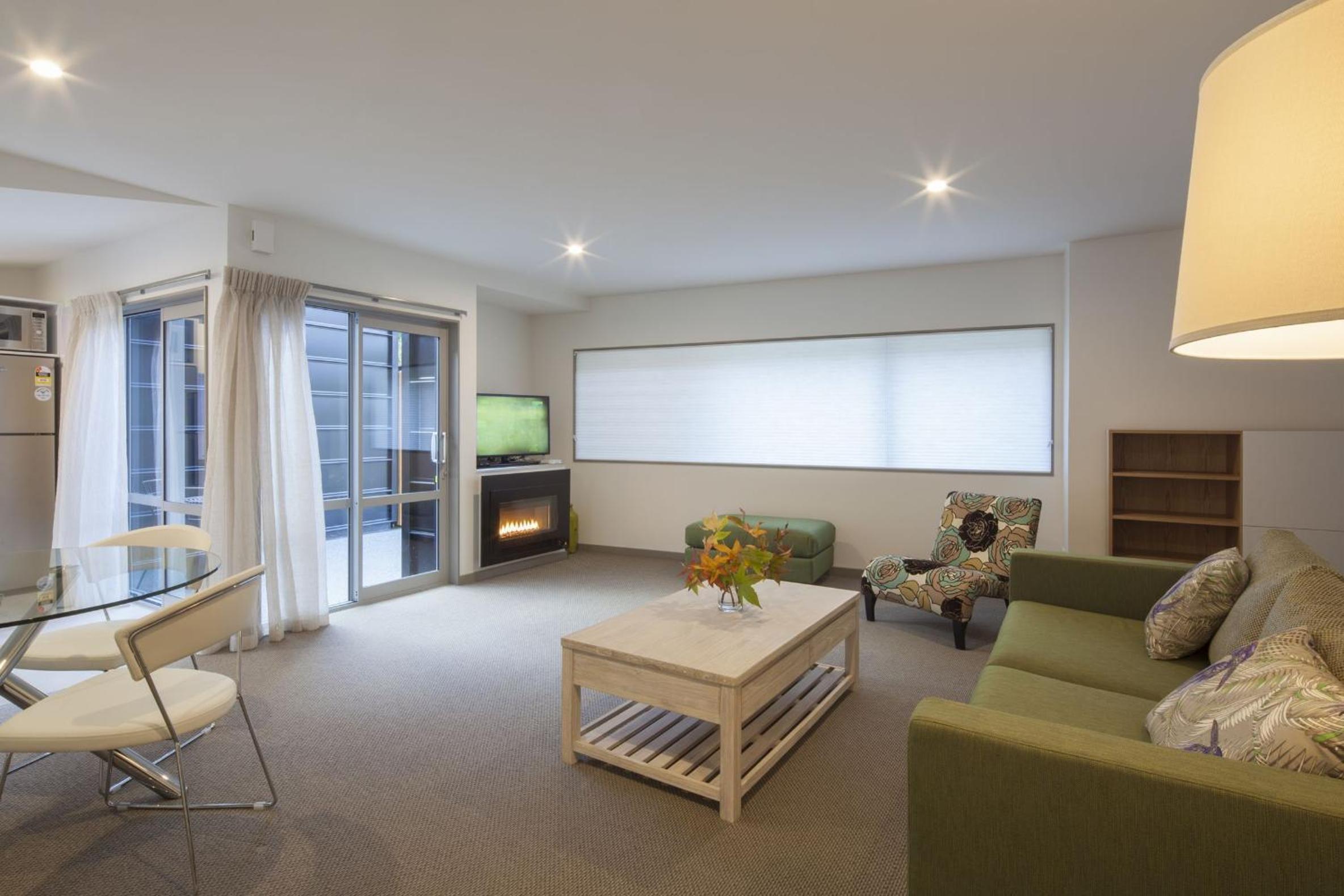 Two-Bedroom Apartment - Split Level