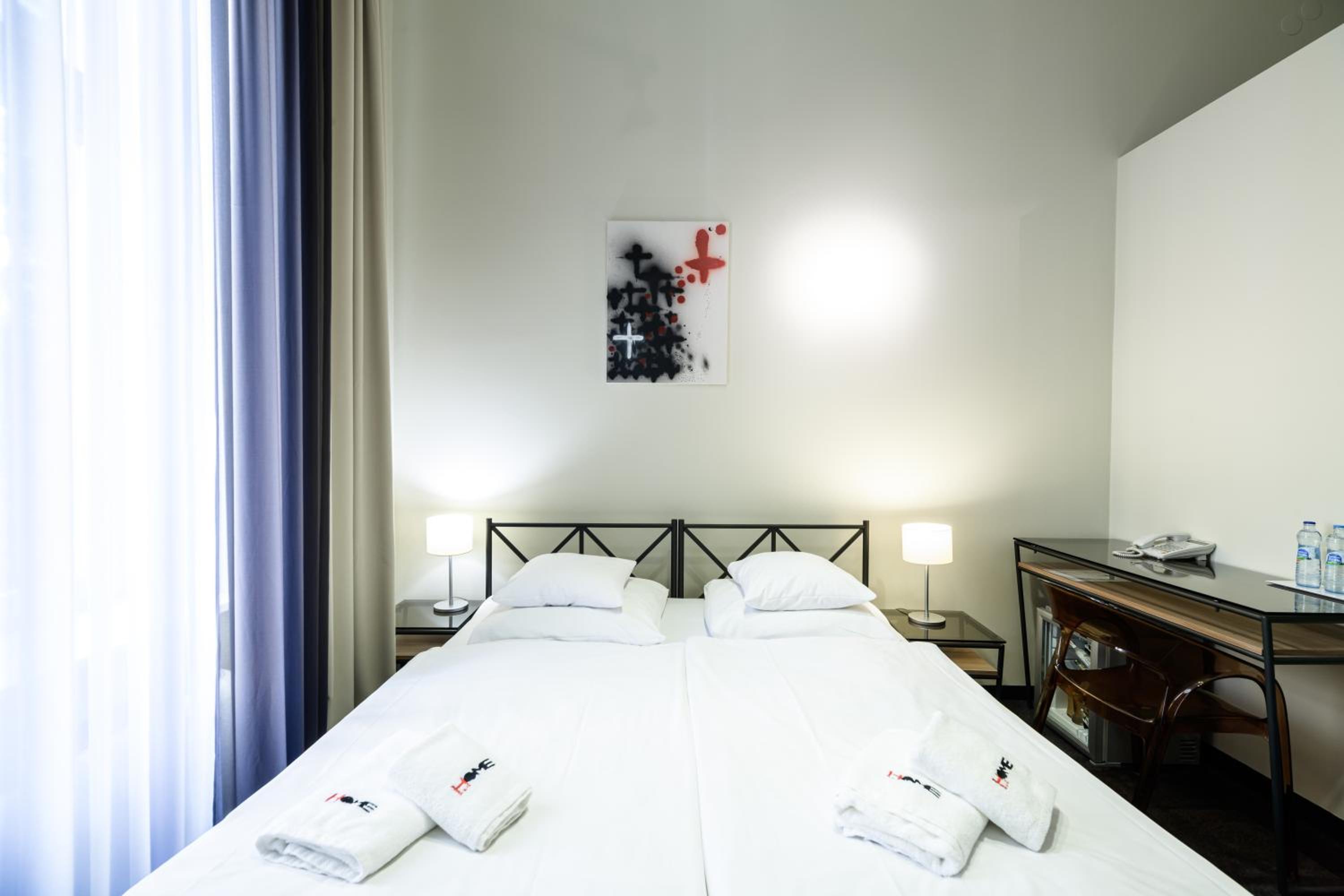 Classic Double Room - Photo 3