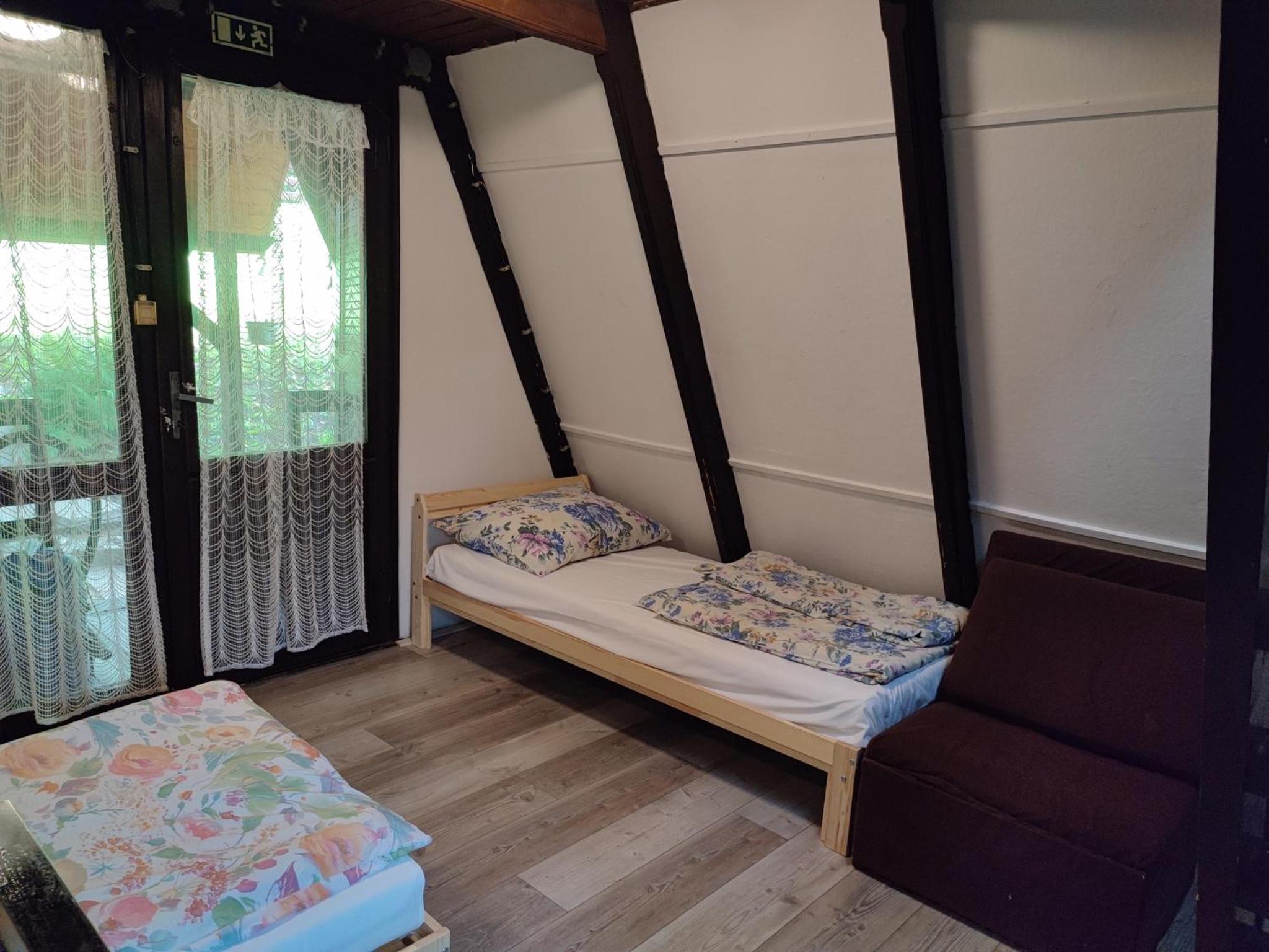 Apartment with Mountain View - Photo 21