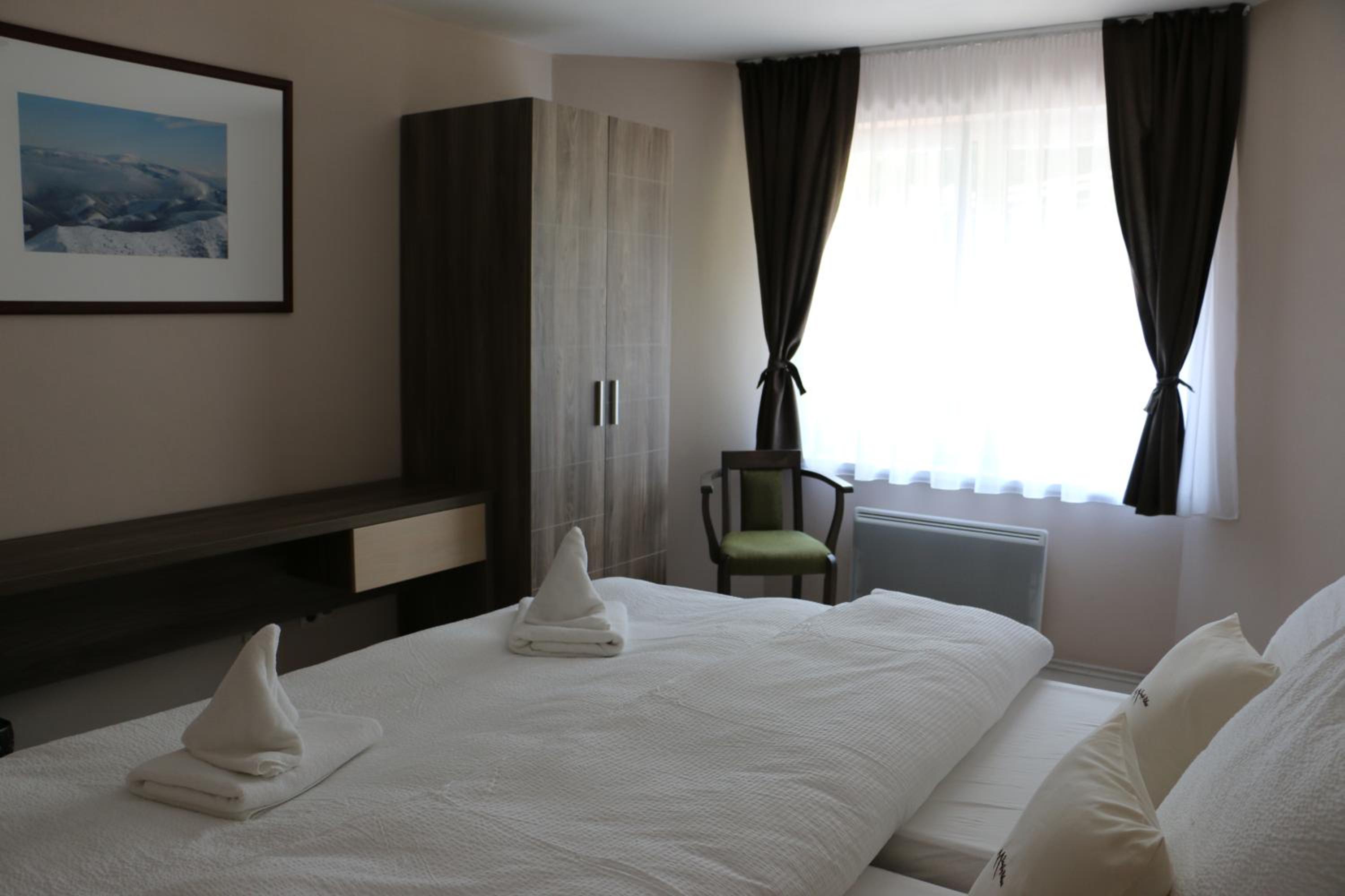 Large Duplex Apartment with Kids Corner - Photo 13