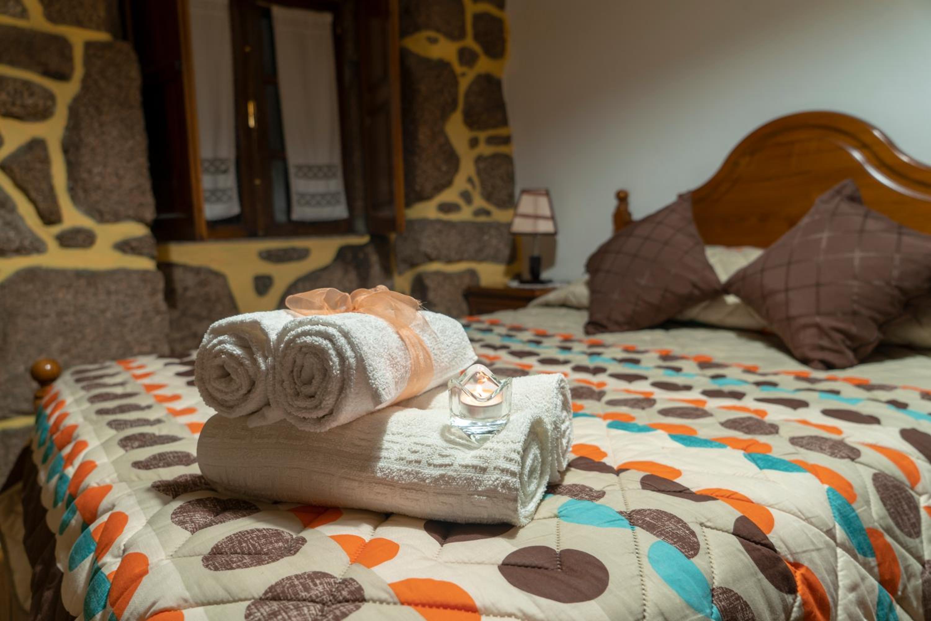 Two-Bedroom House - Photo 8