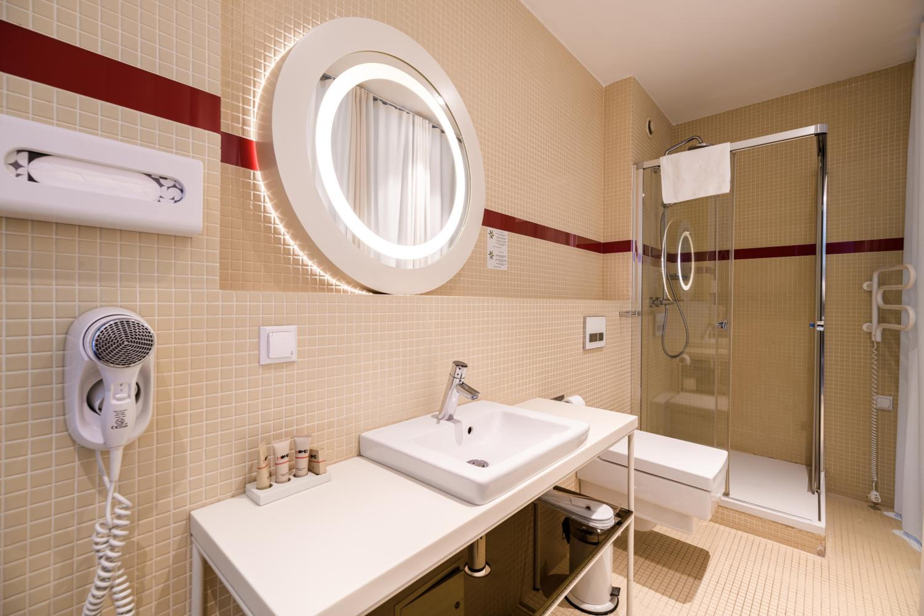Superior Double Room - Photo 6