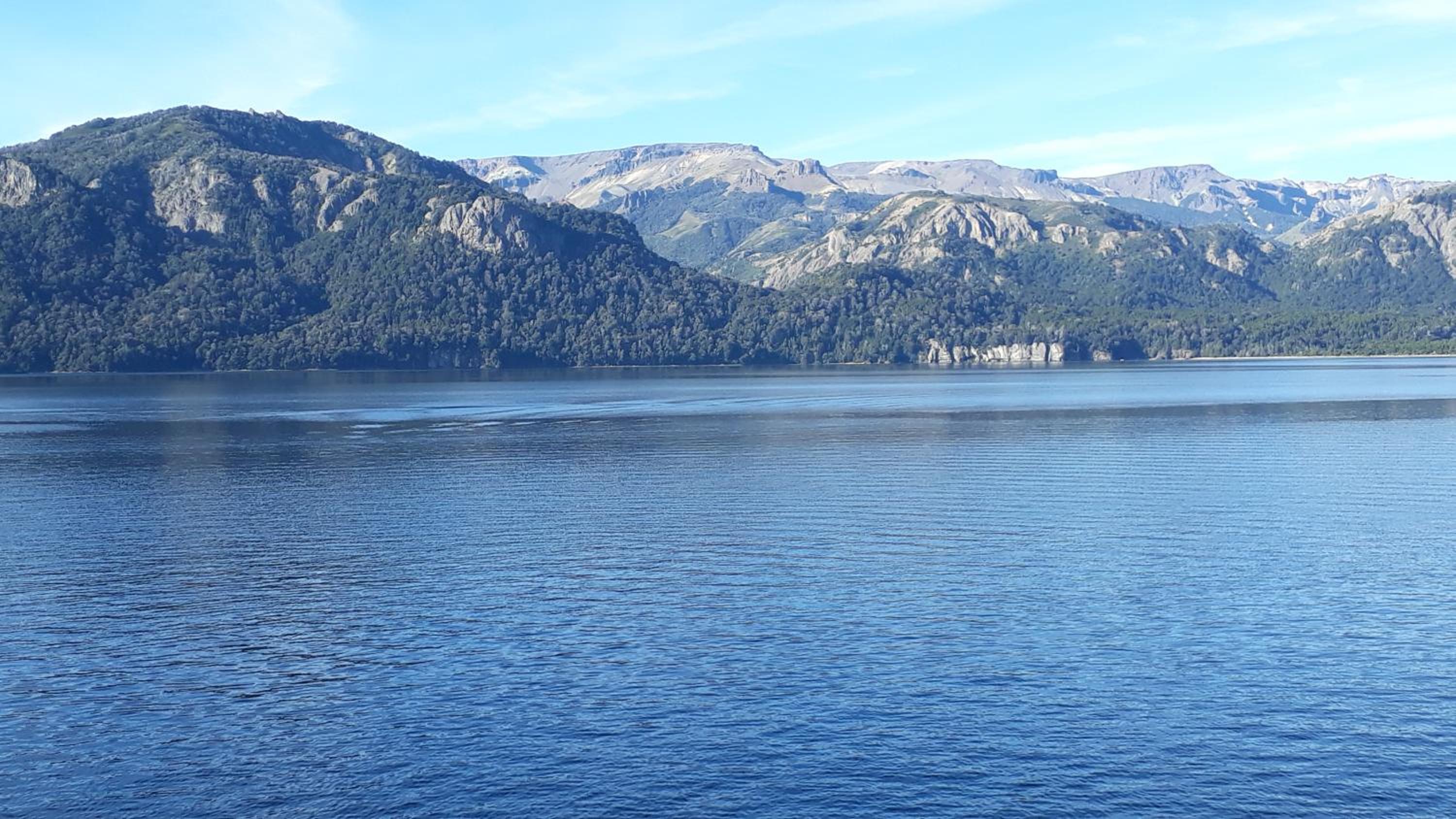 Apartment with Lake View photo 3