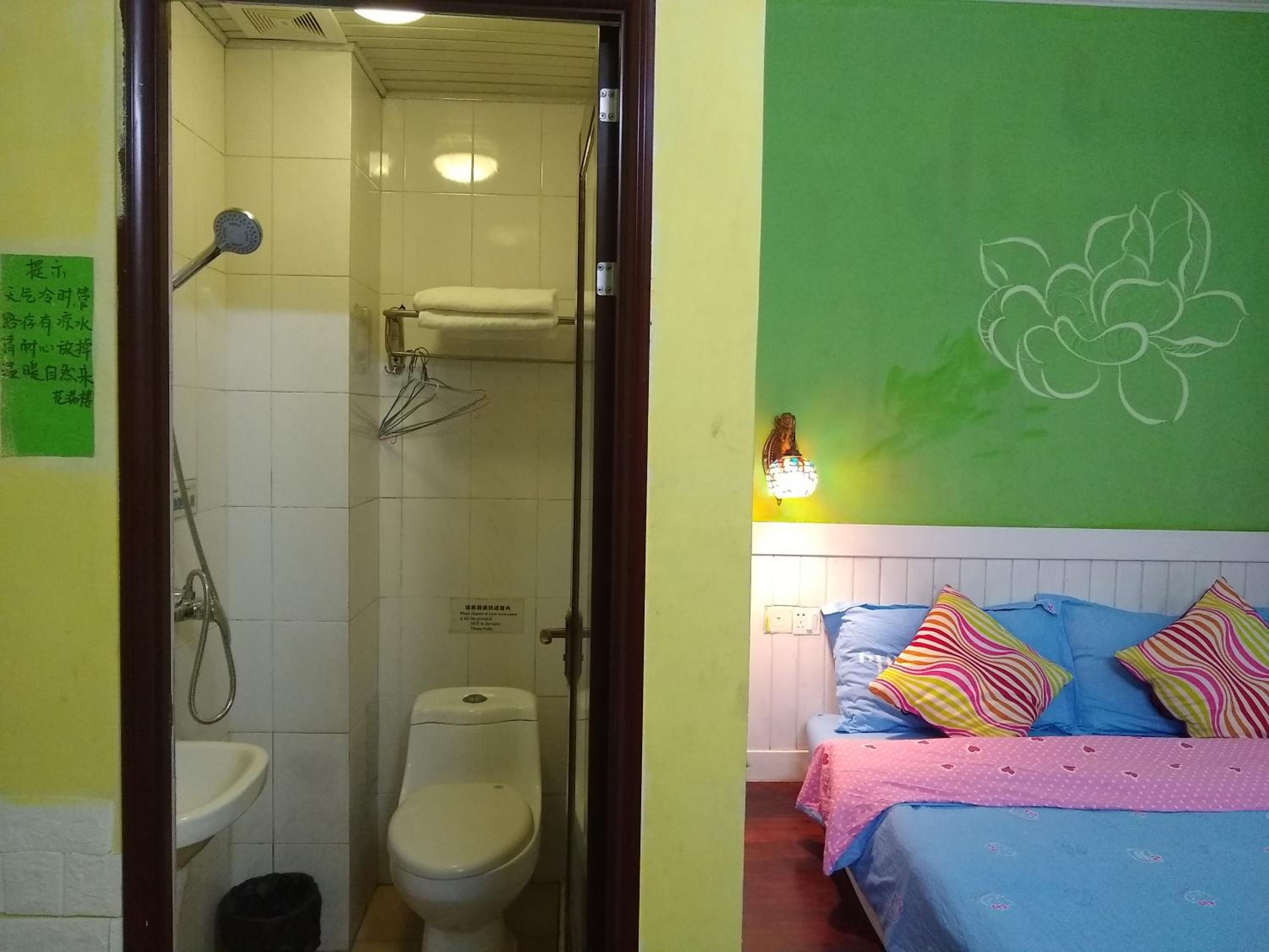 Standard Double Room photo 3