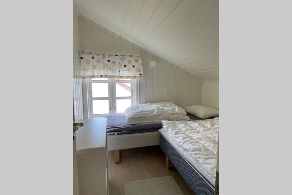 Four-Bedroom House photo 1