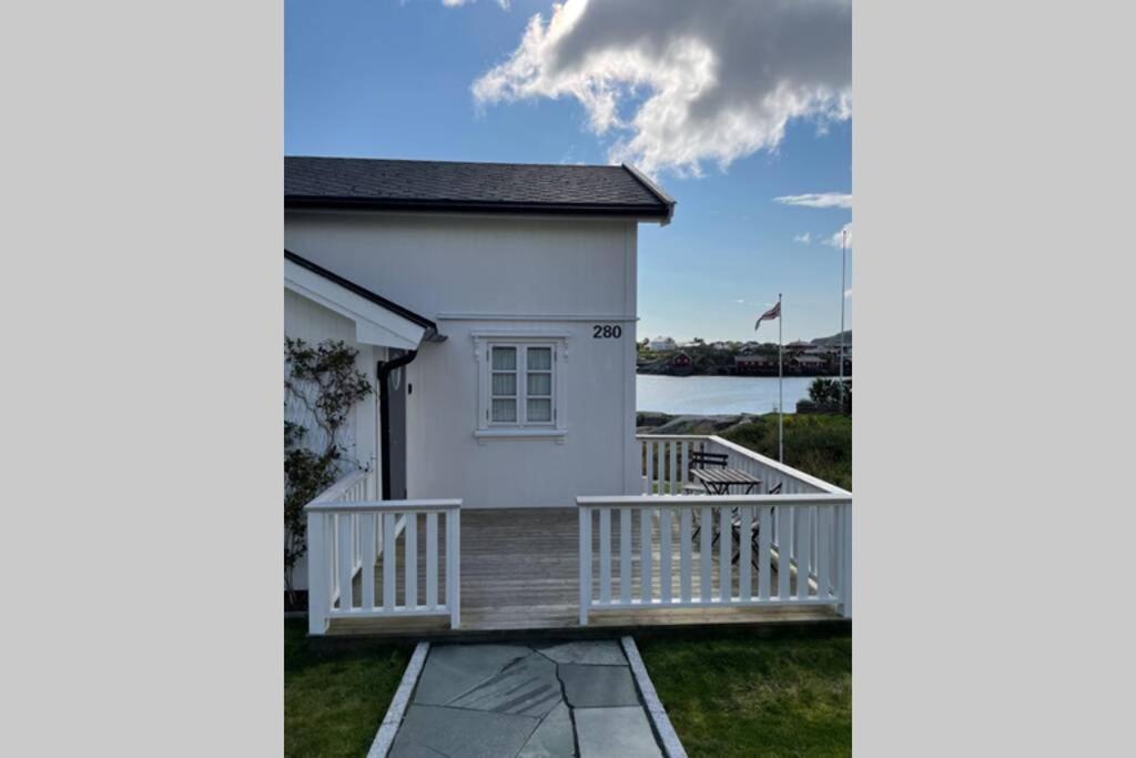 Four-Bedroom House photo 2
