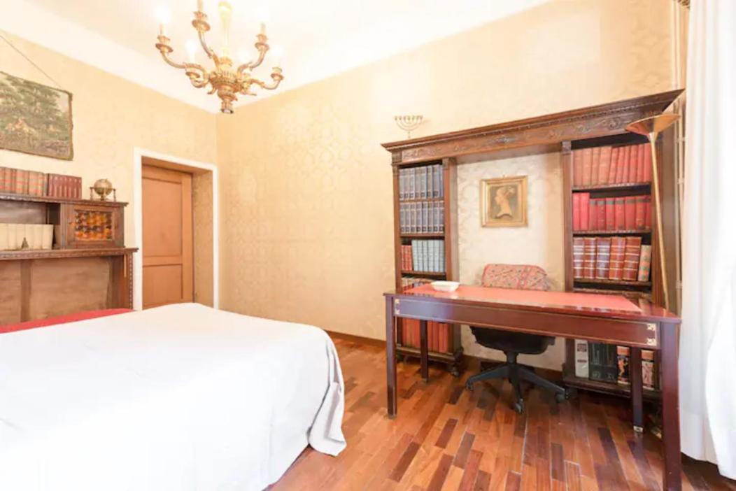 Double Room with Private External Bathroom photo 1