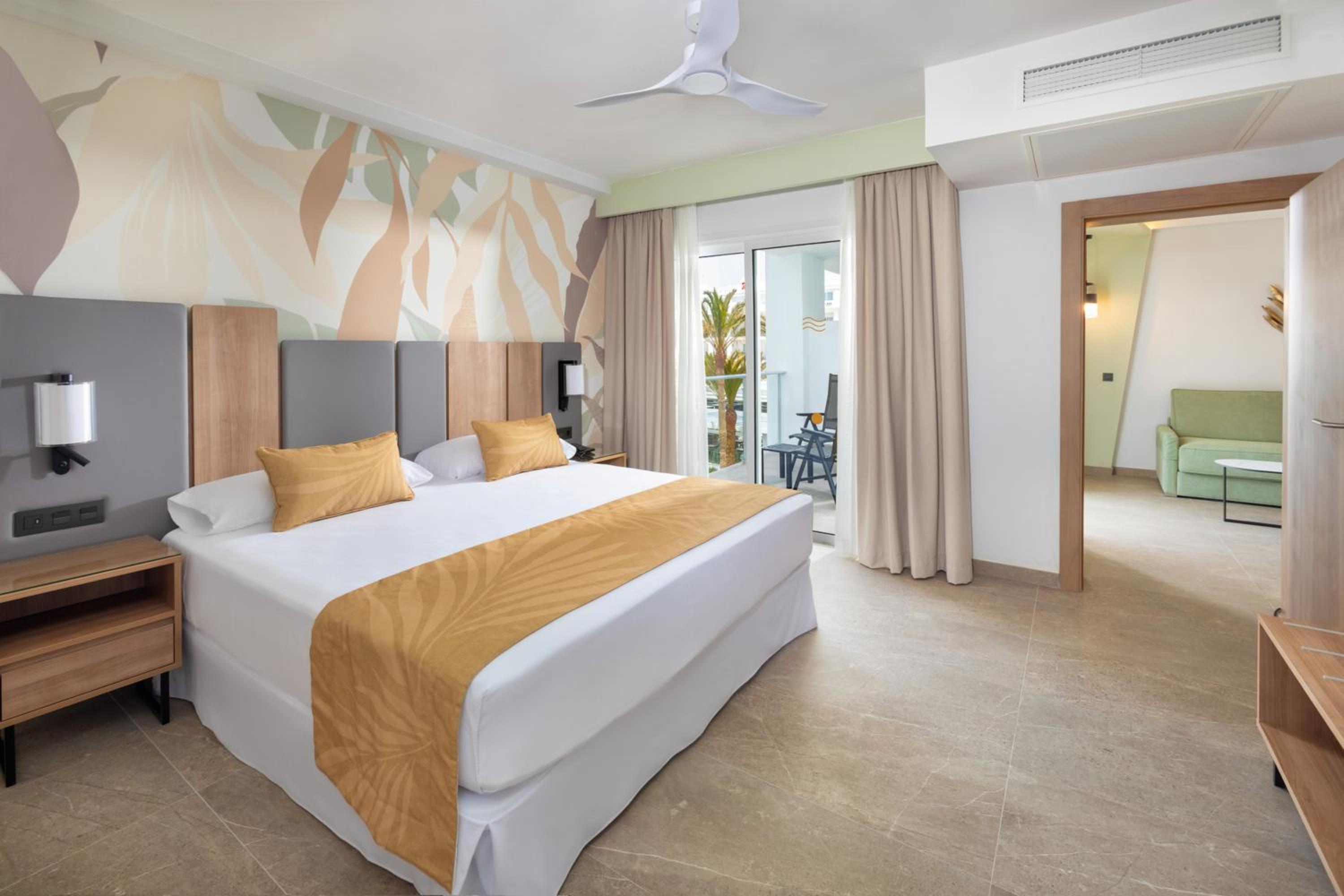 Junior Suite - Photo 1