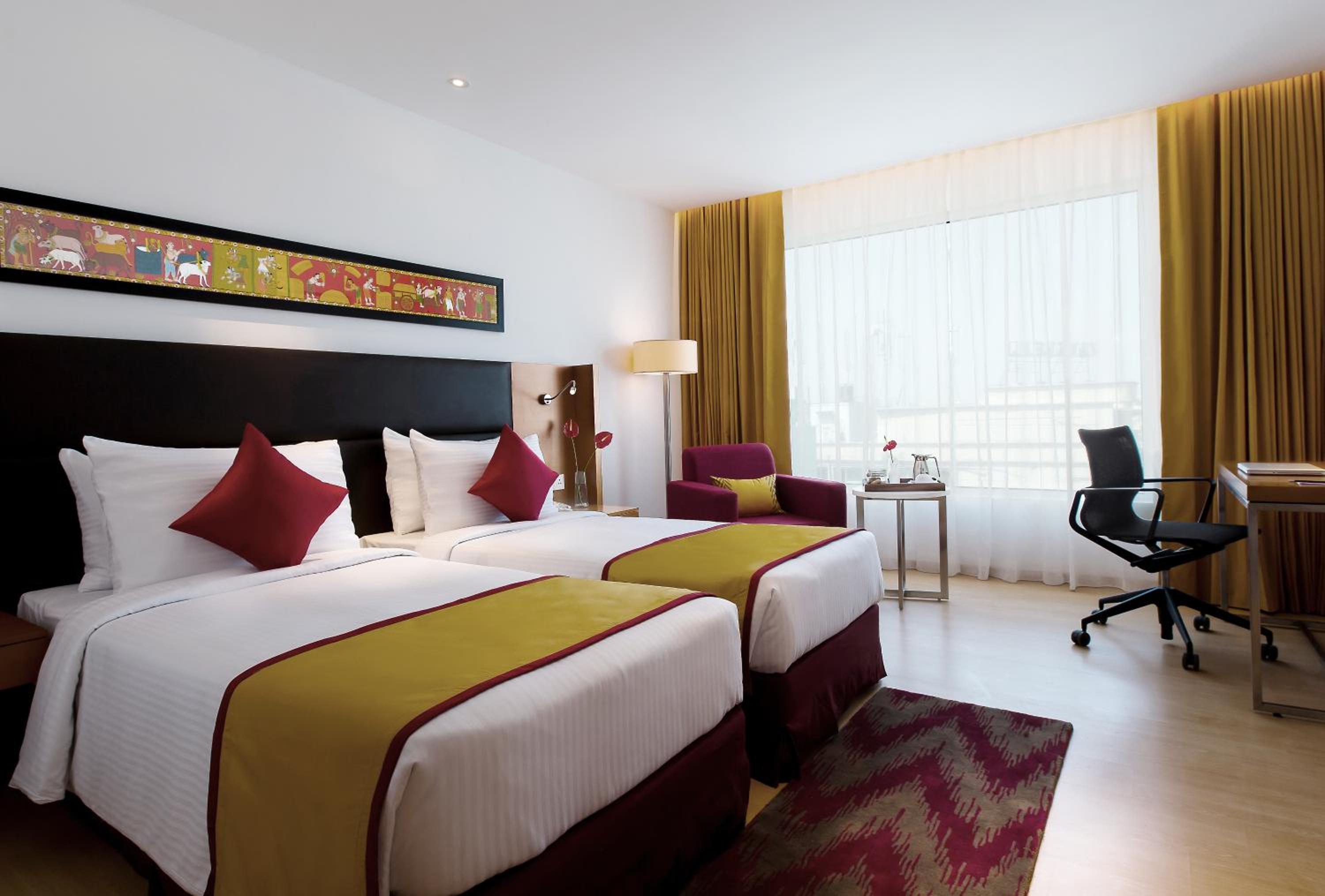 Superior Room with two single beds,City View