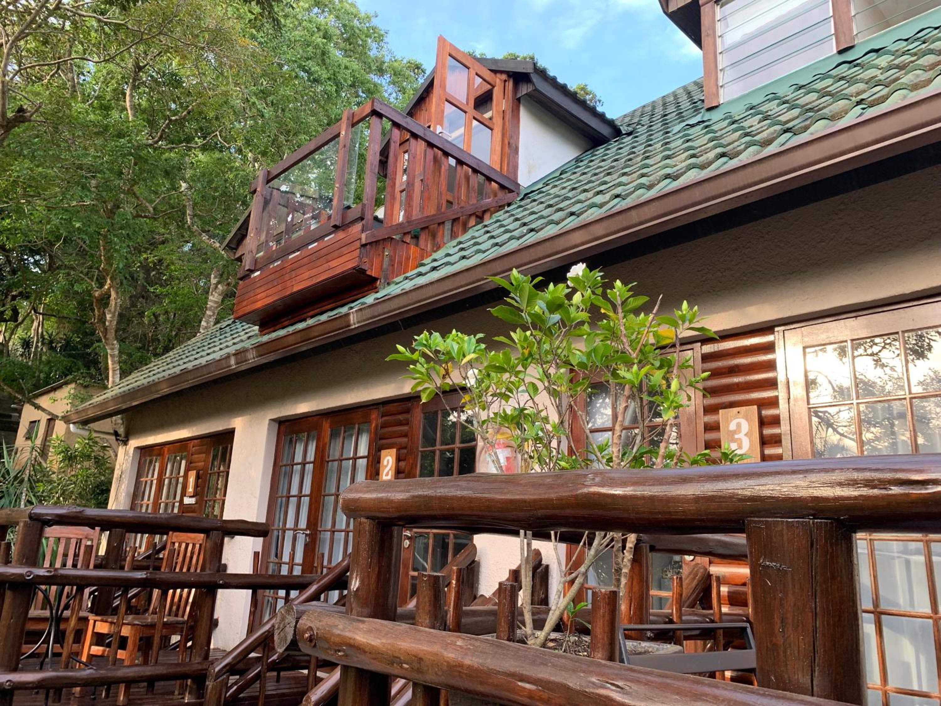 Deluxe Double or Twin Room with River View photo 2