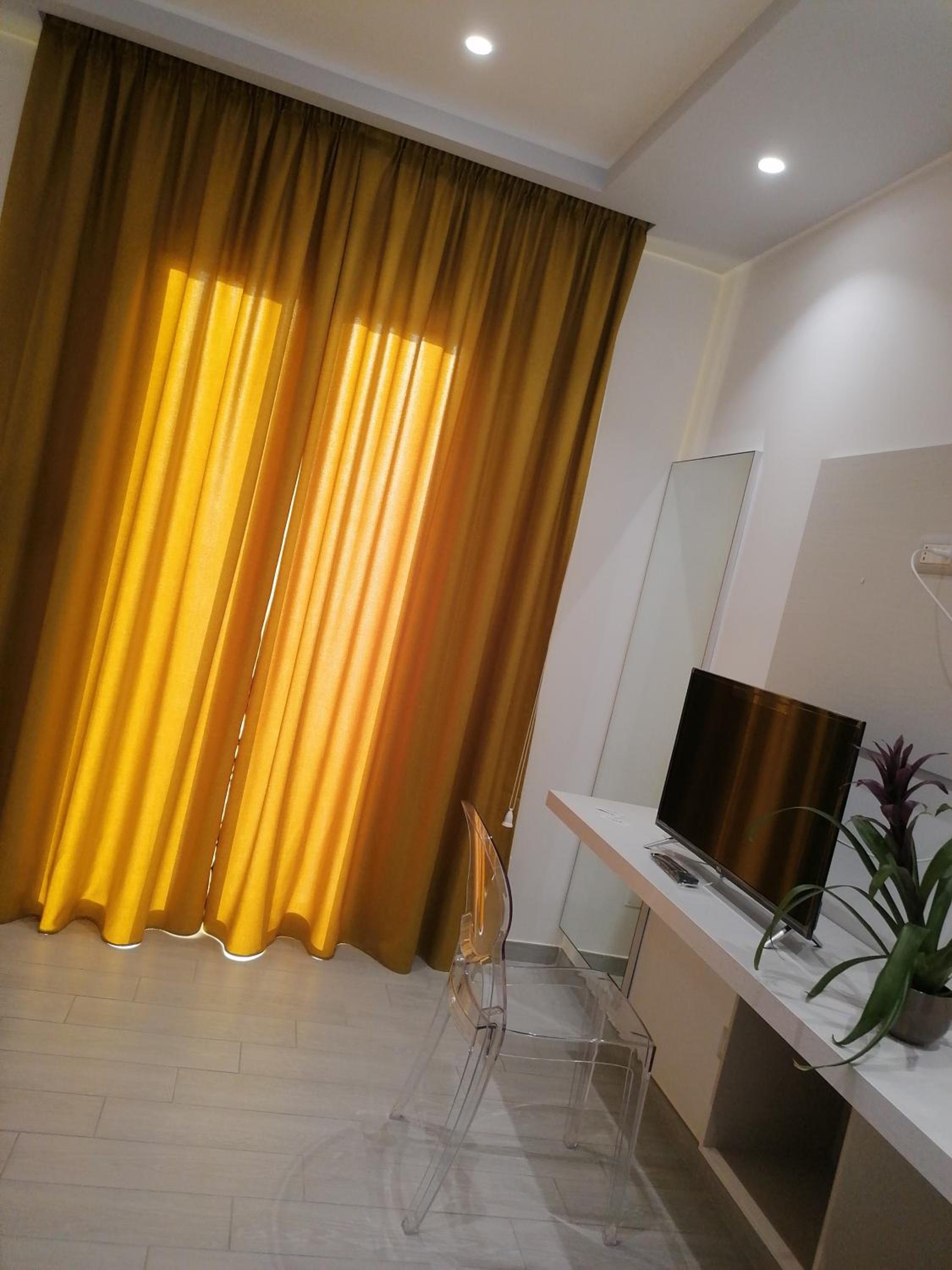 King Room with Balcony photo 1