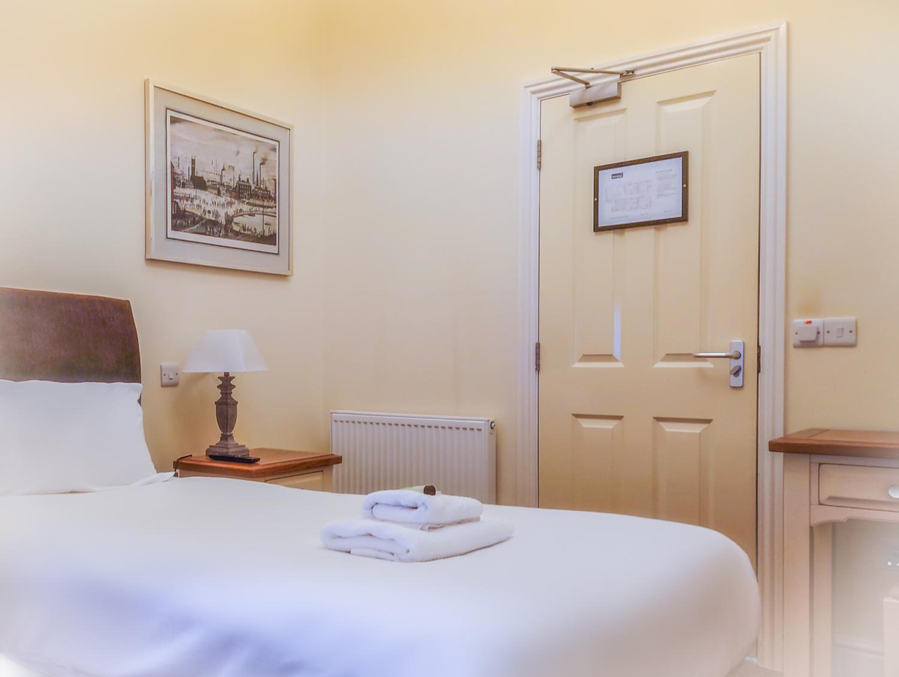 Deluxe Single Room