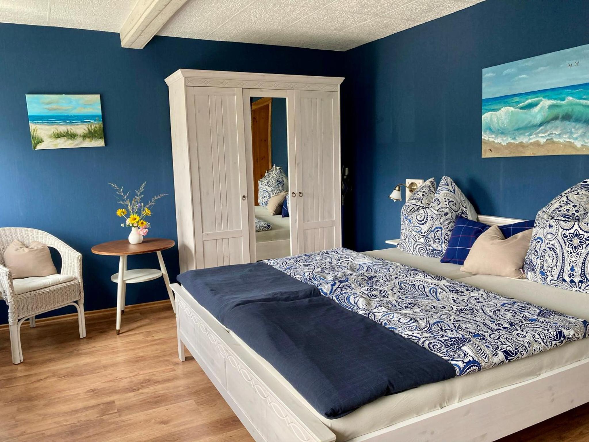 Two-Bedroom Deluxe Apartment with Garden View photo 3