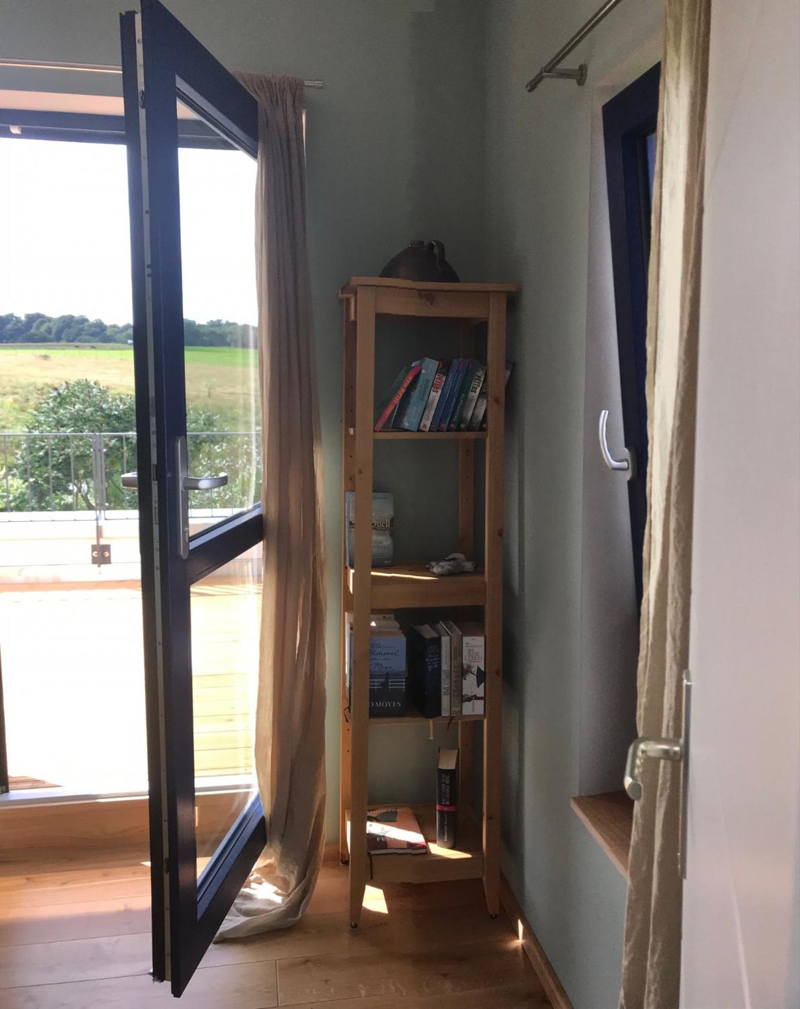 Three-Bedroom House - Photo 11
