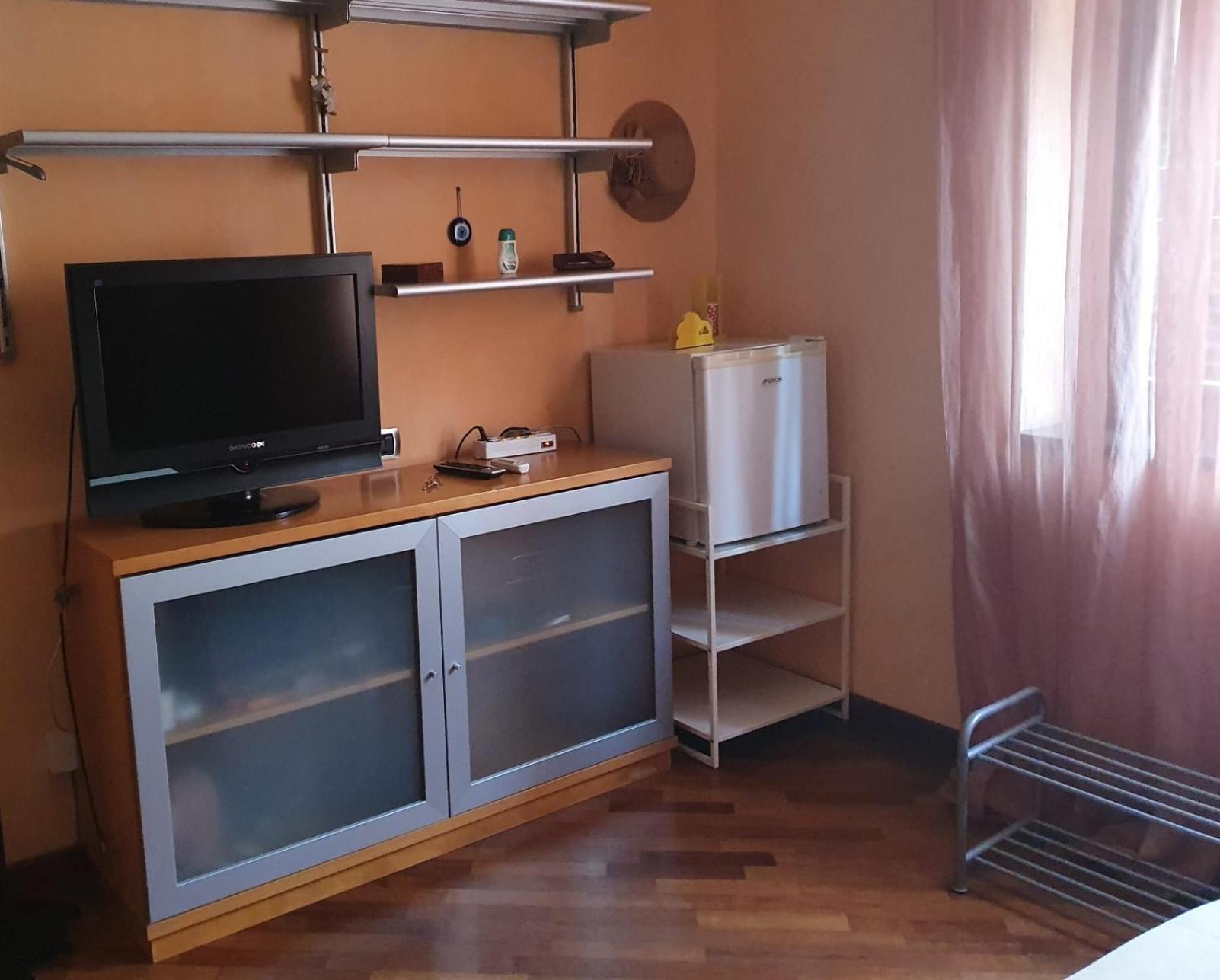 Double or Twin Room - Photo 1