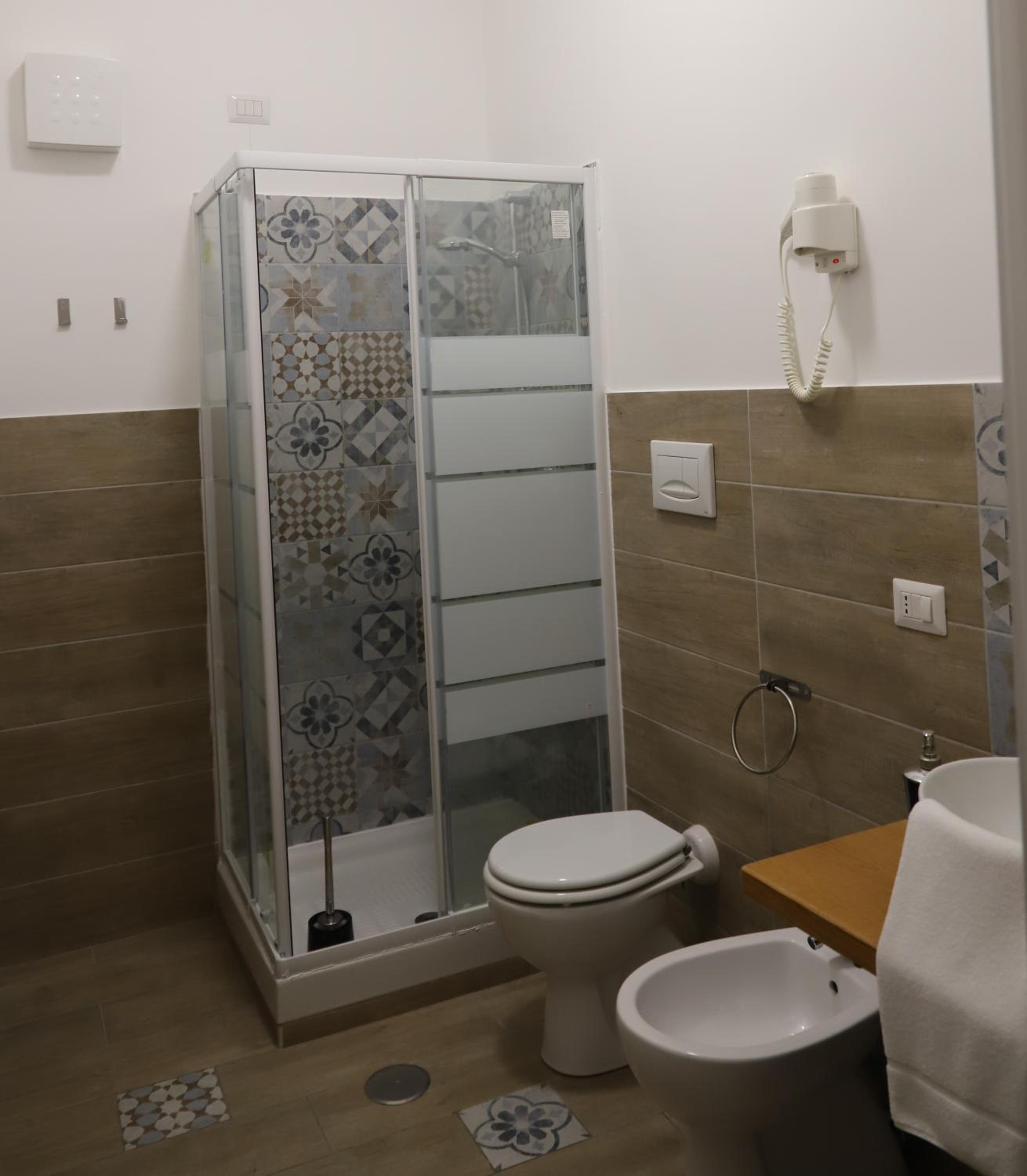 Triple Room with Balcony - Photo 3