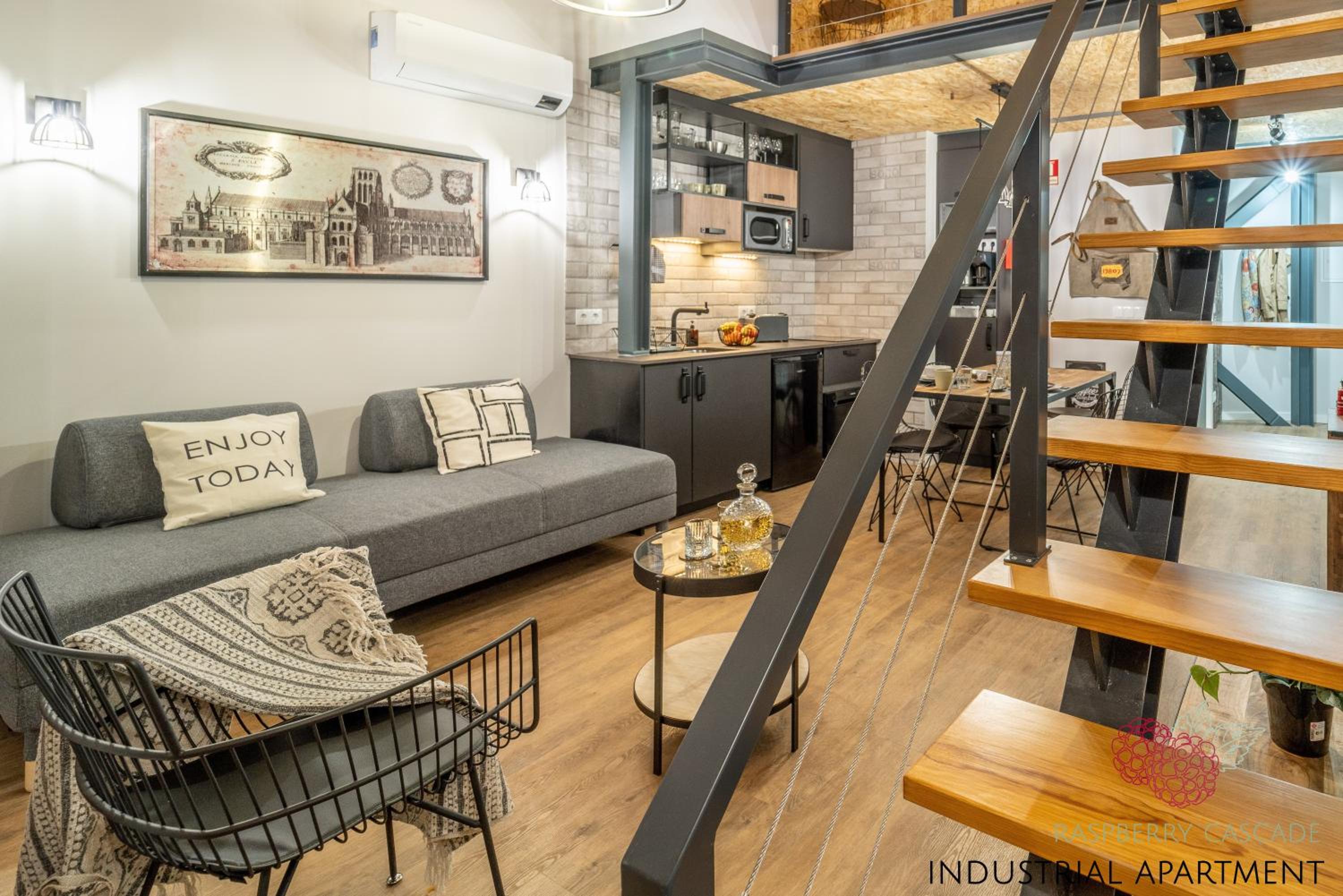 Apartment with Terrace