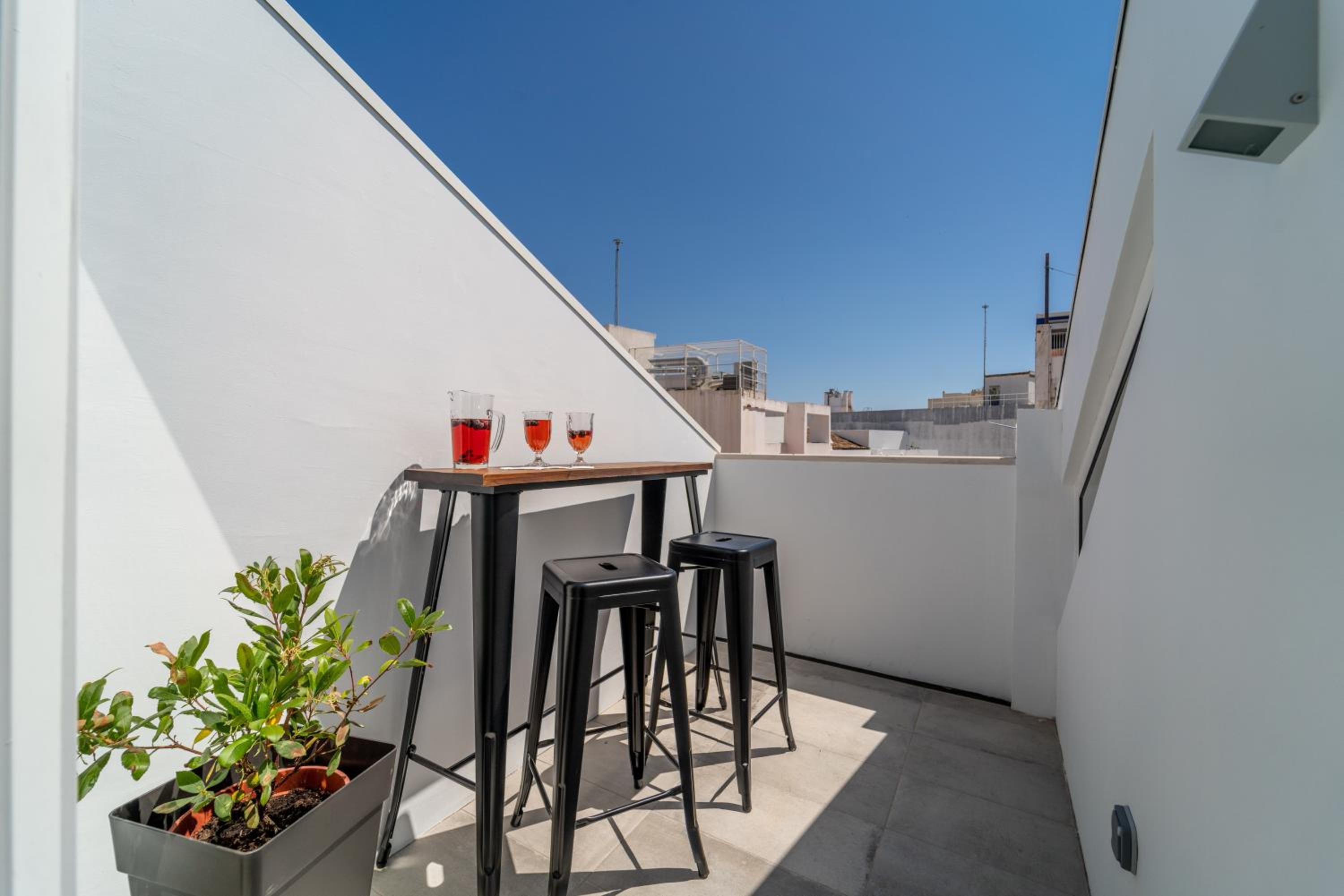 Apartment with Terrace photo 2