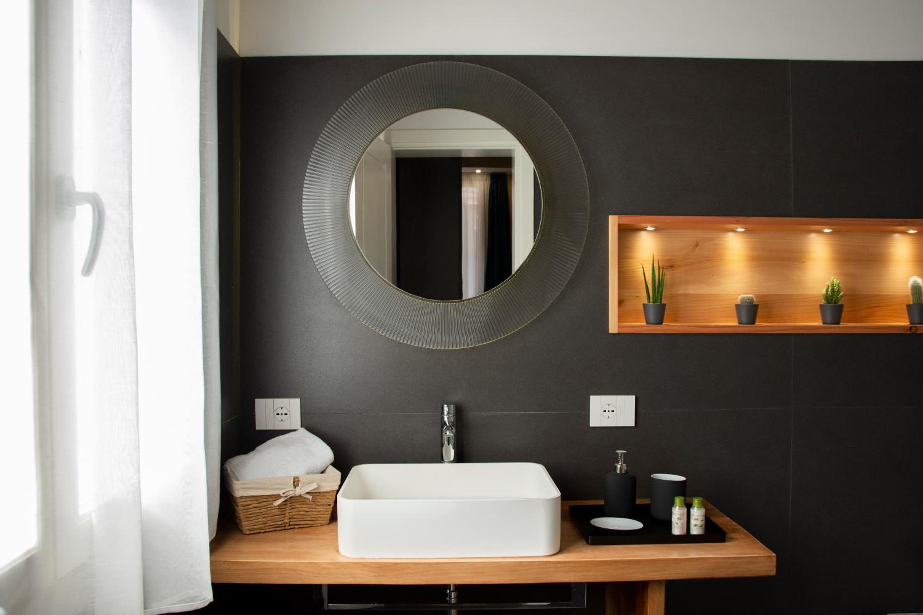 Deluxe Apartment photo 2