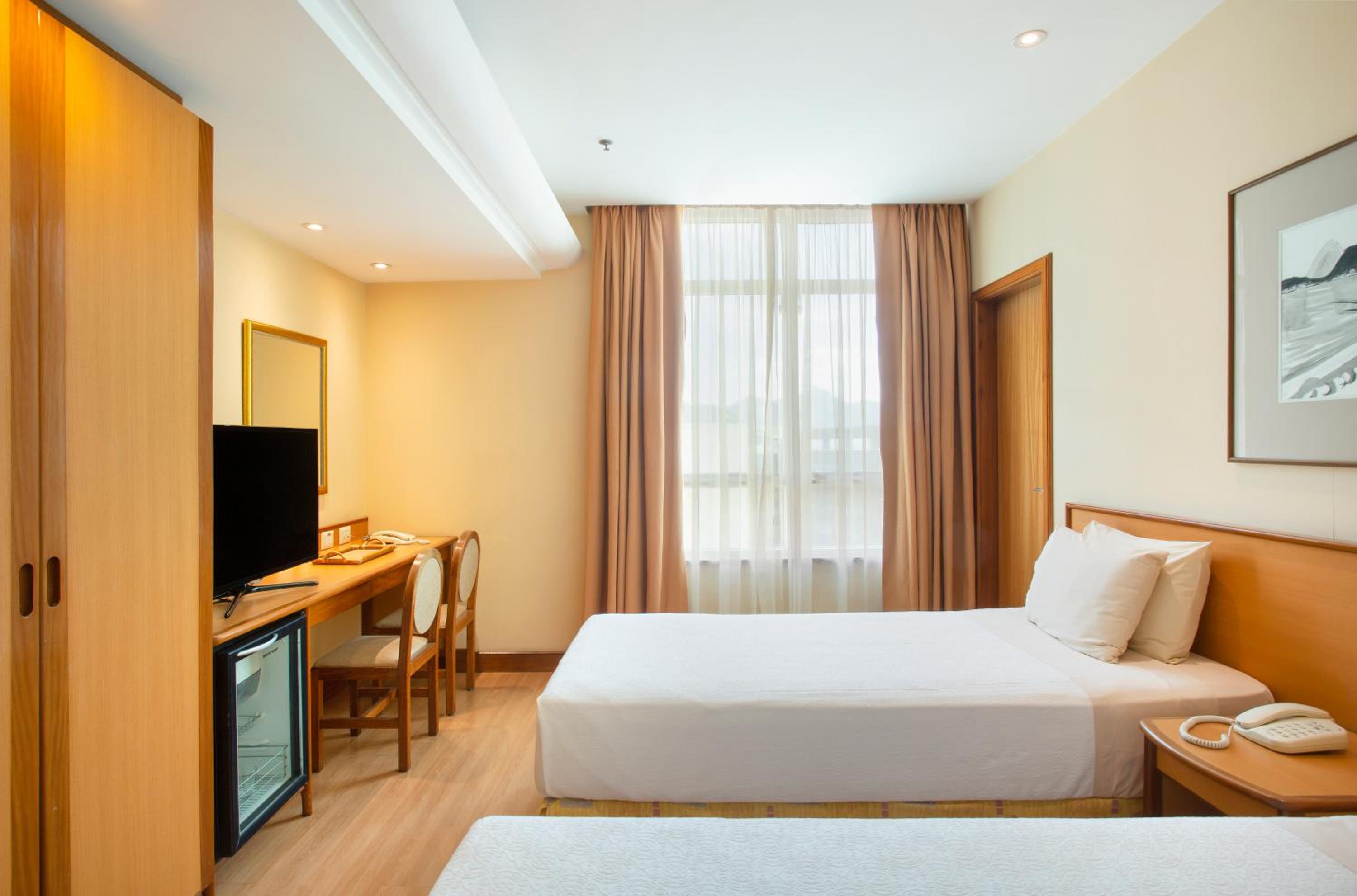 Available room