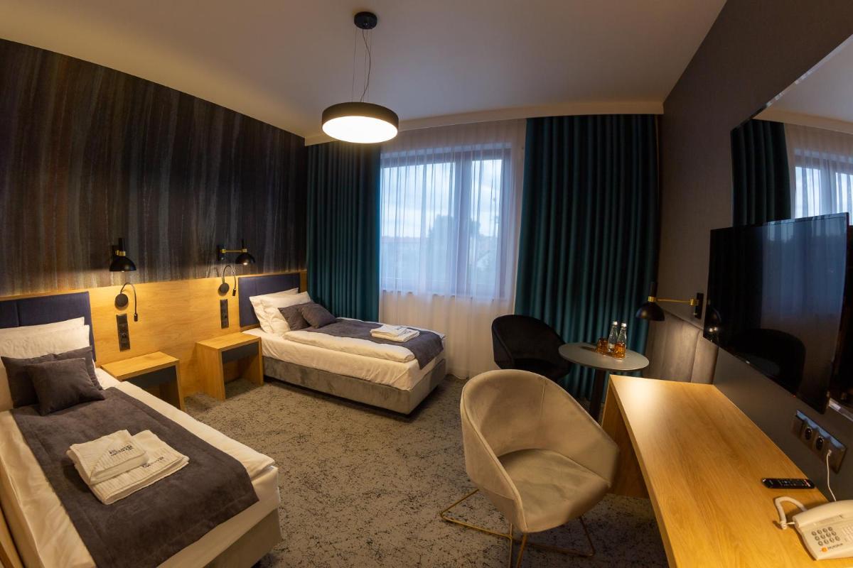 Deluxe Twin Room - Photo 2