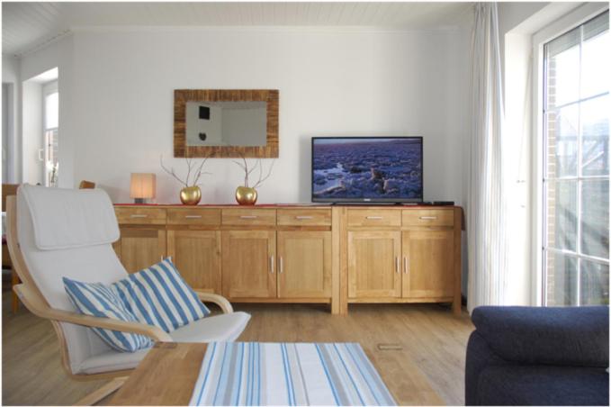 Two-Bedroom House photo 1