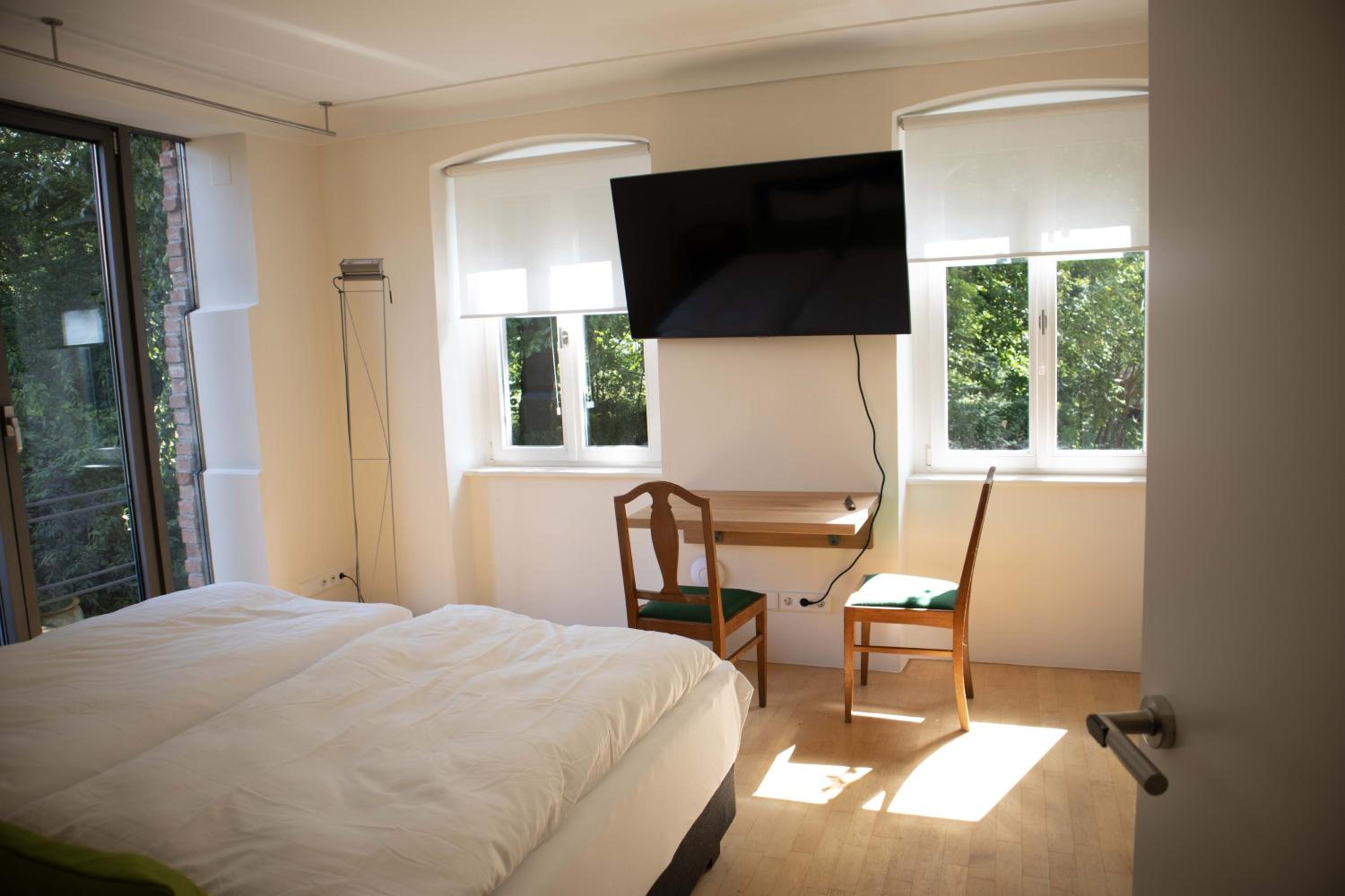 Double Room with Shared Bathroom