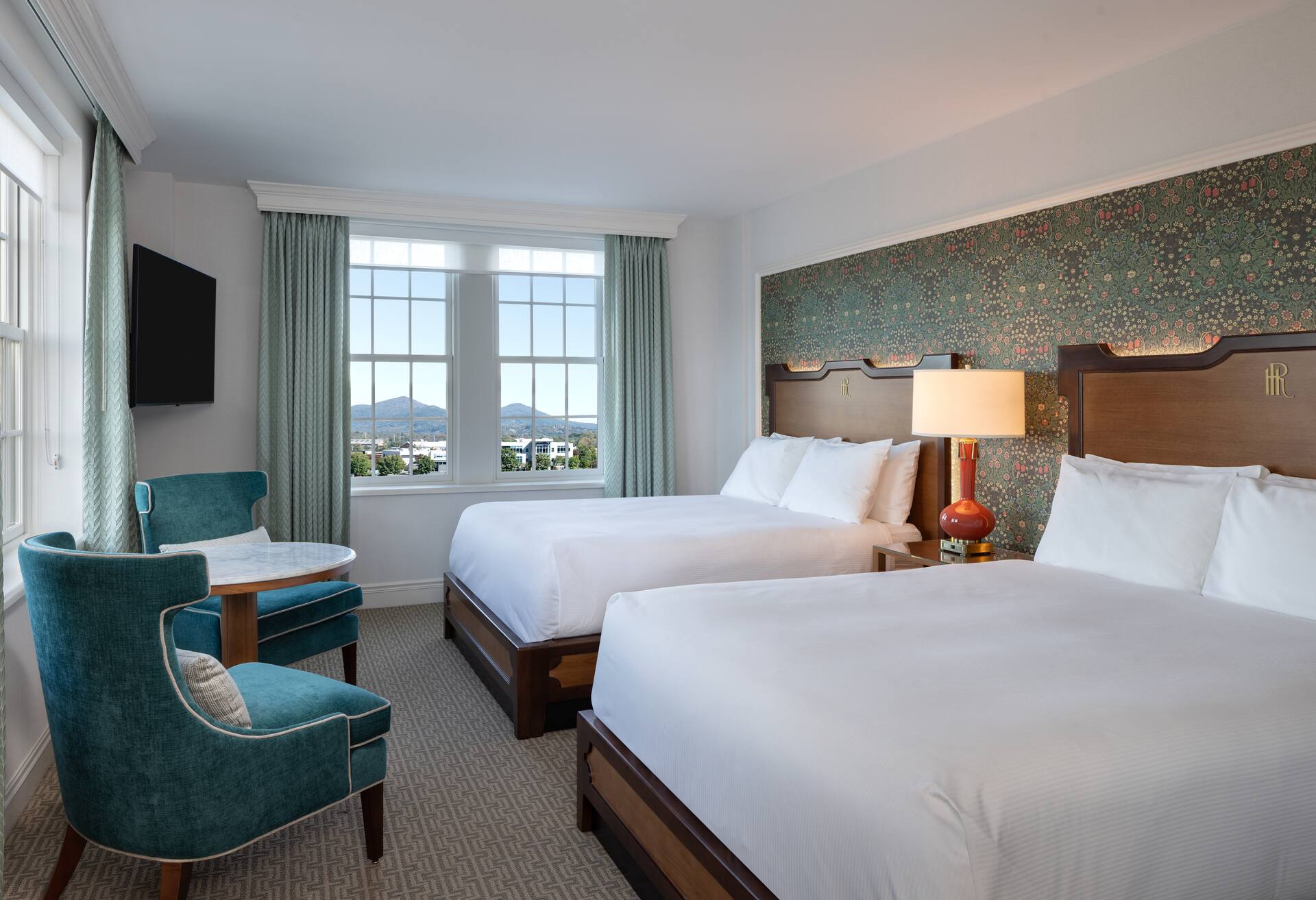 2 Queen Beds Deluxe Corner Room