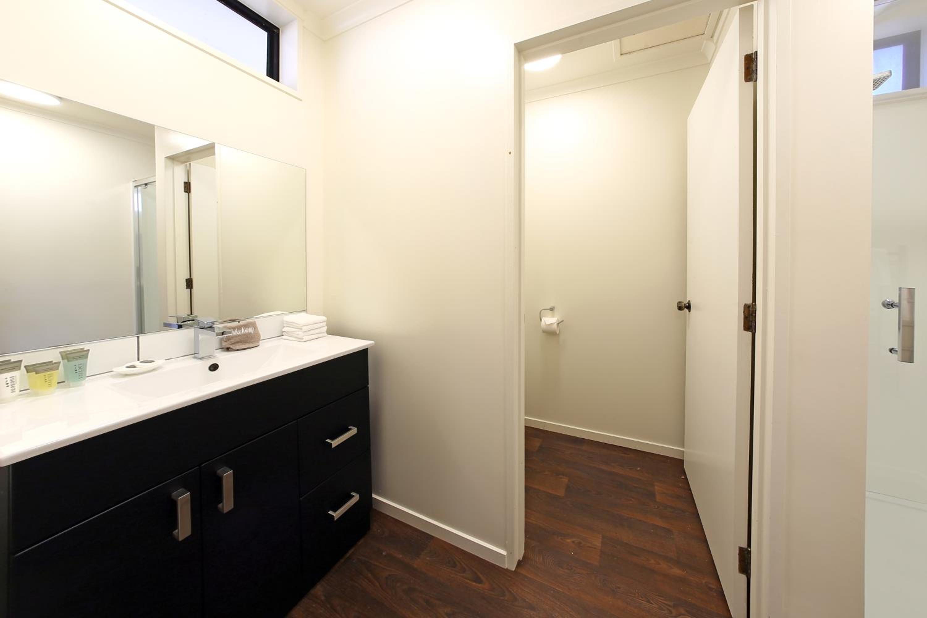 Premium Two Bedroom Apartment - Photo 9