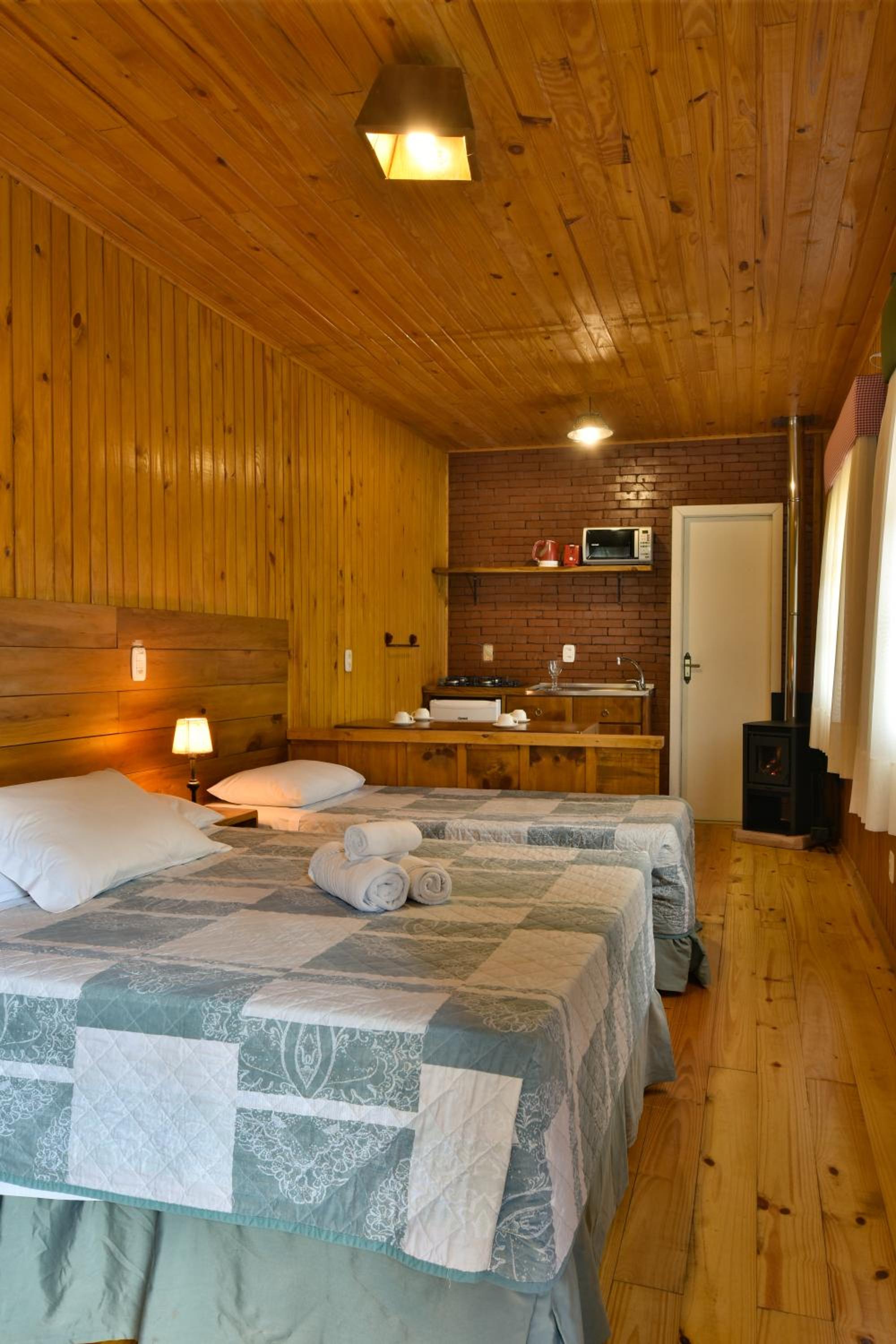 One-Bedroom Apartment - Photo 12