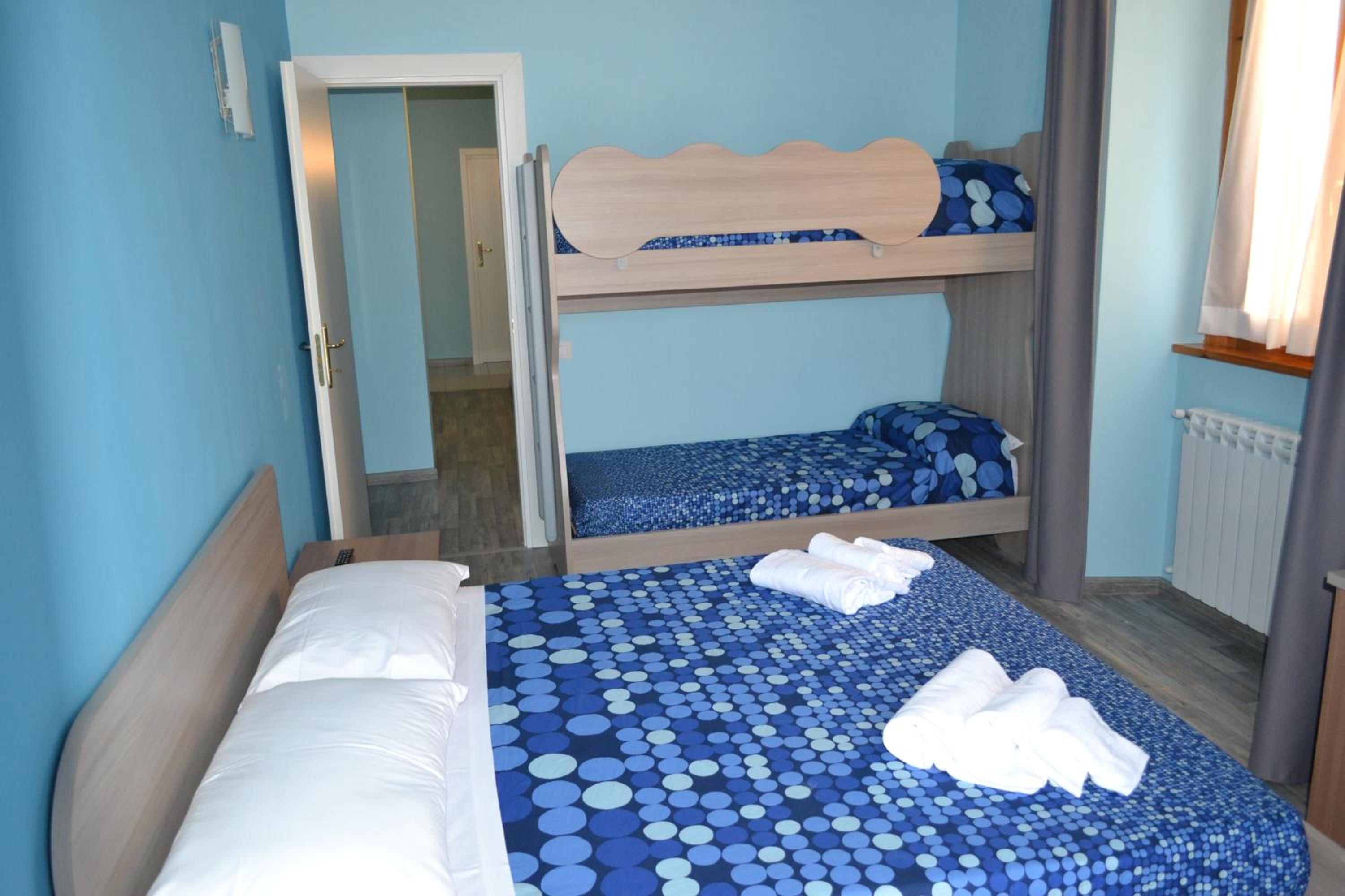 Quadruple Room With Private Bathroom