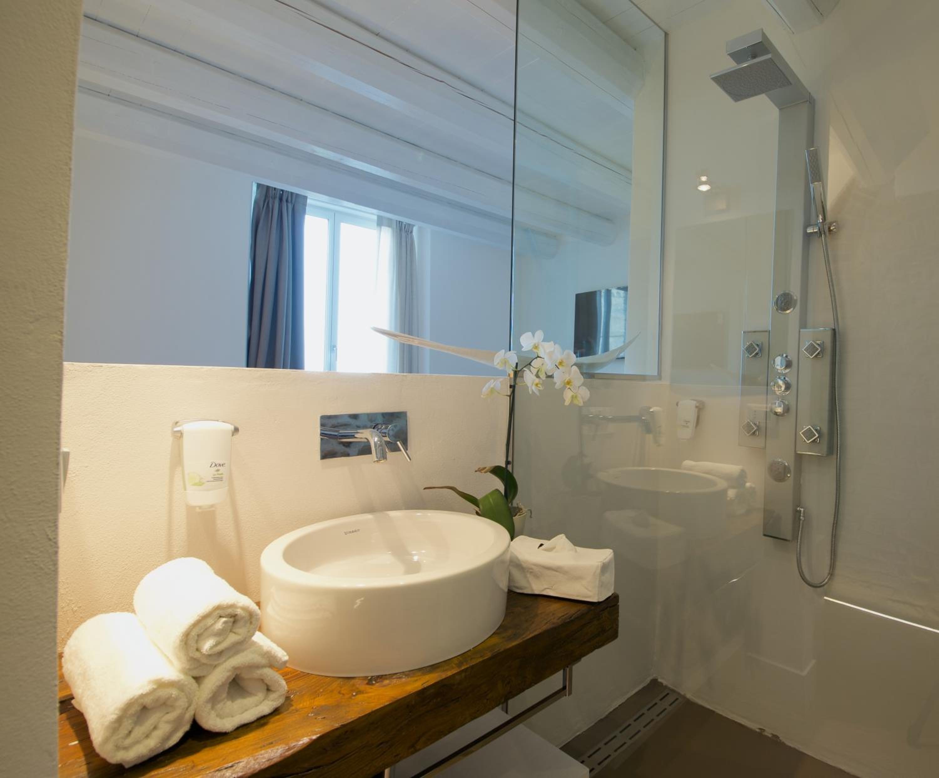 Deluxe Double Room with Sea View photo 3