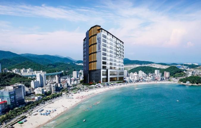 Double Room with Sea View - Photo 2