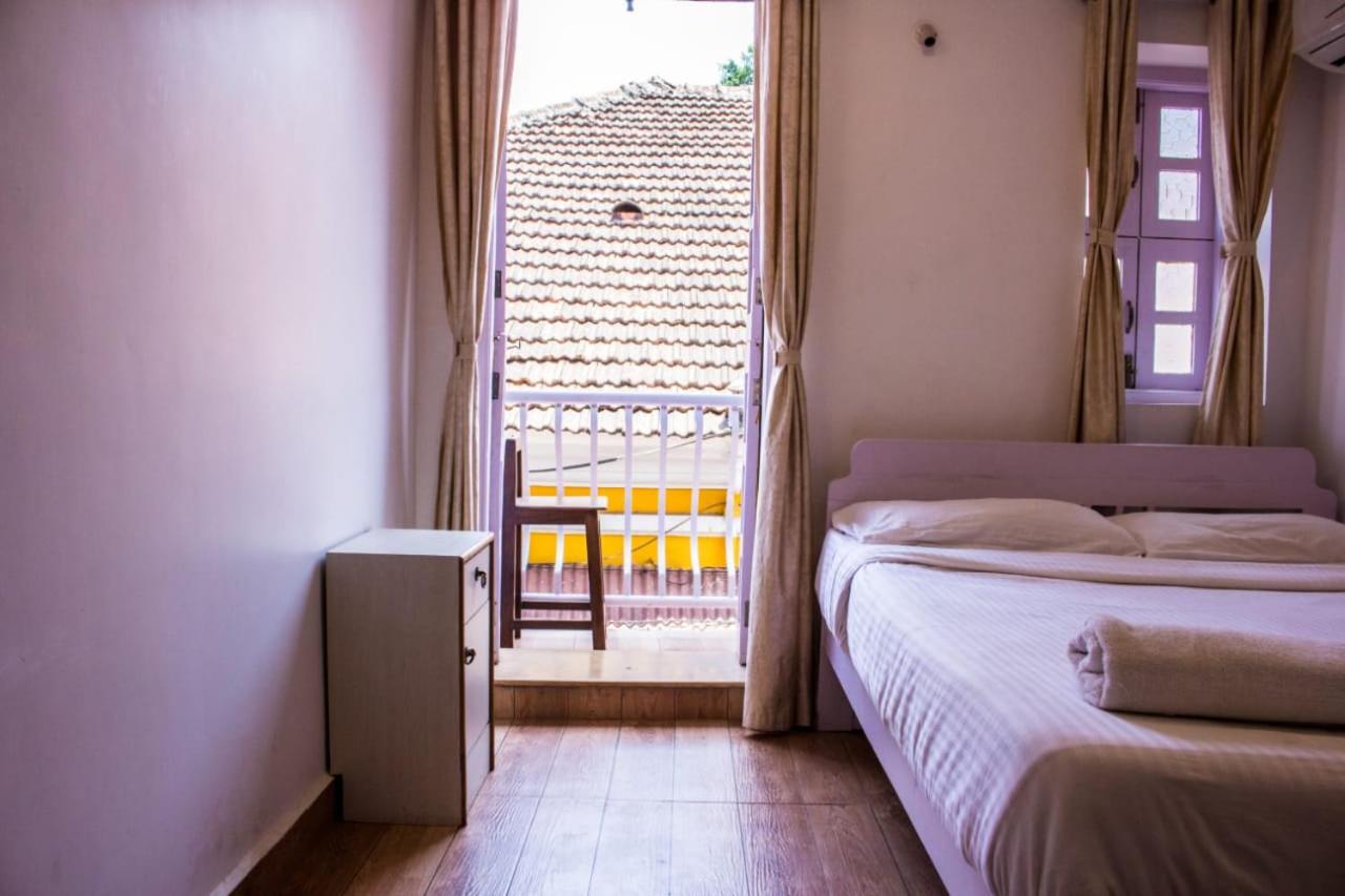 Twin Room with Balcony
