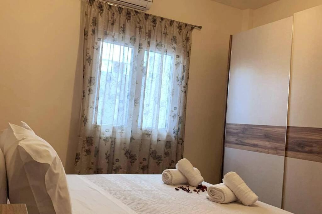 Two-Bedroom Apartment - Photo 3