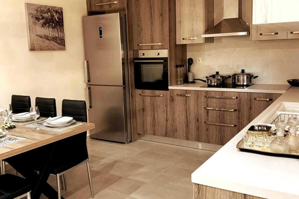Two-Bedroom Apartment - Photo 12