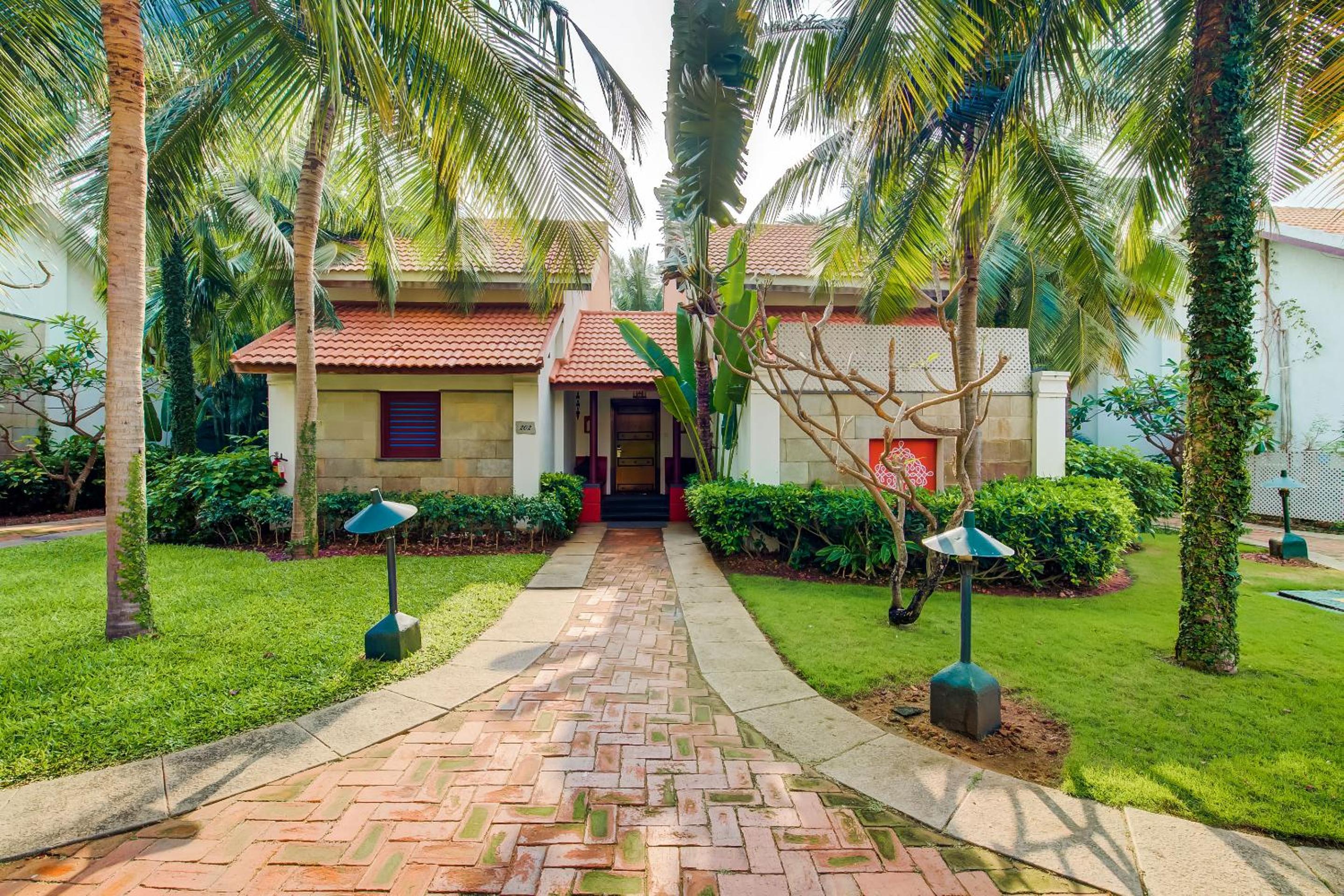 Villa with Private Pool with Complimentary Hi Tea - Photo 3