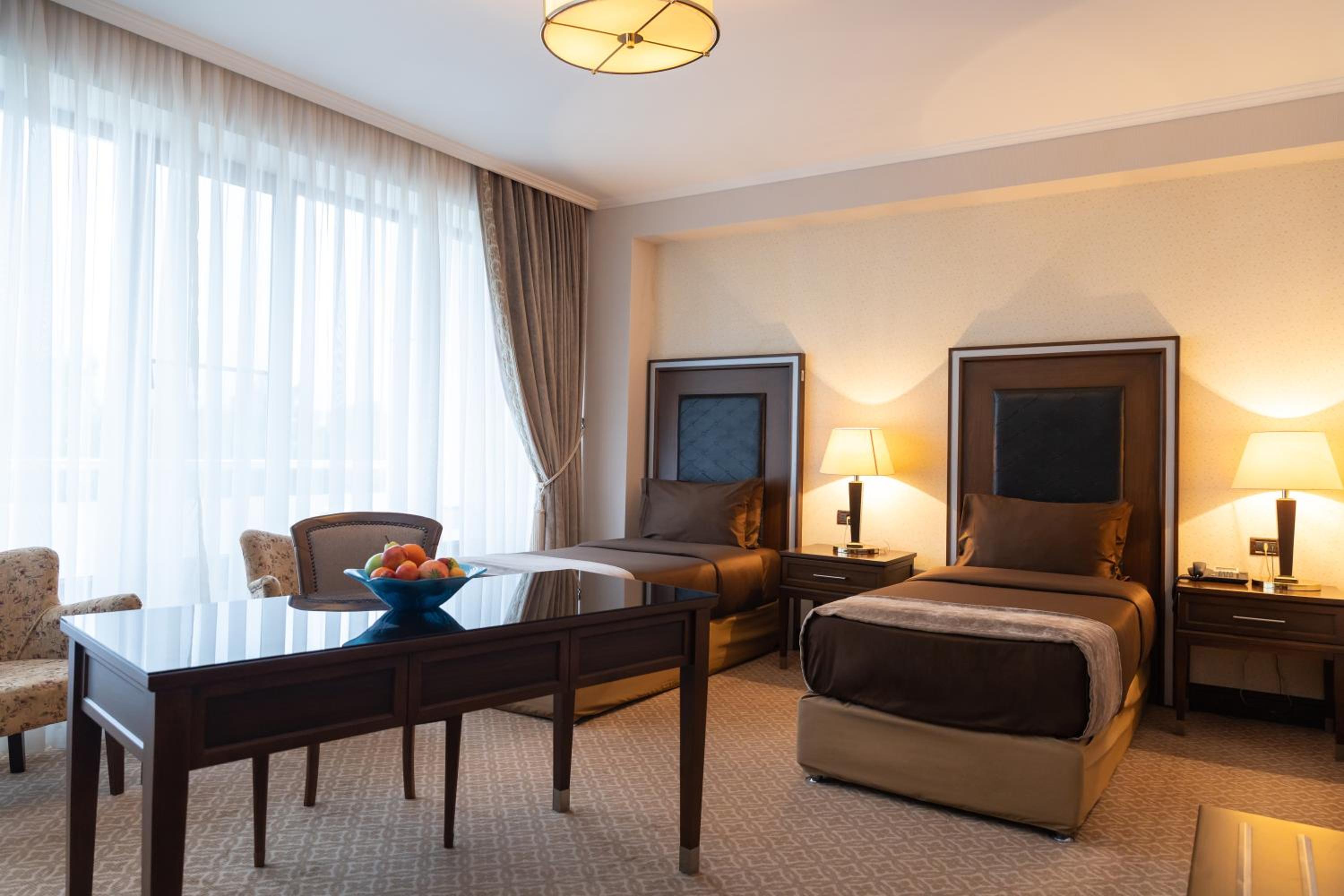 Deluxe Twin Room photo 1