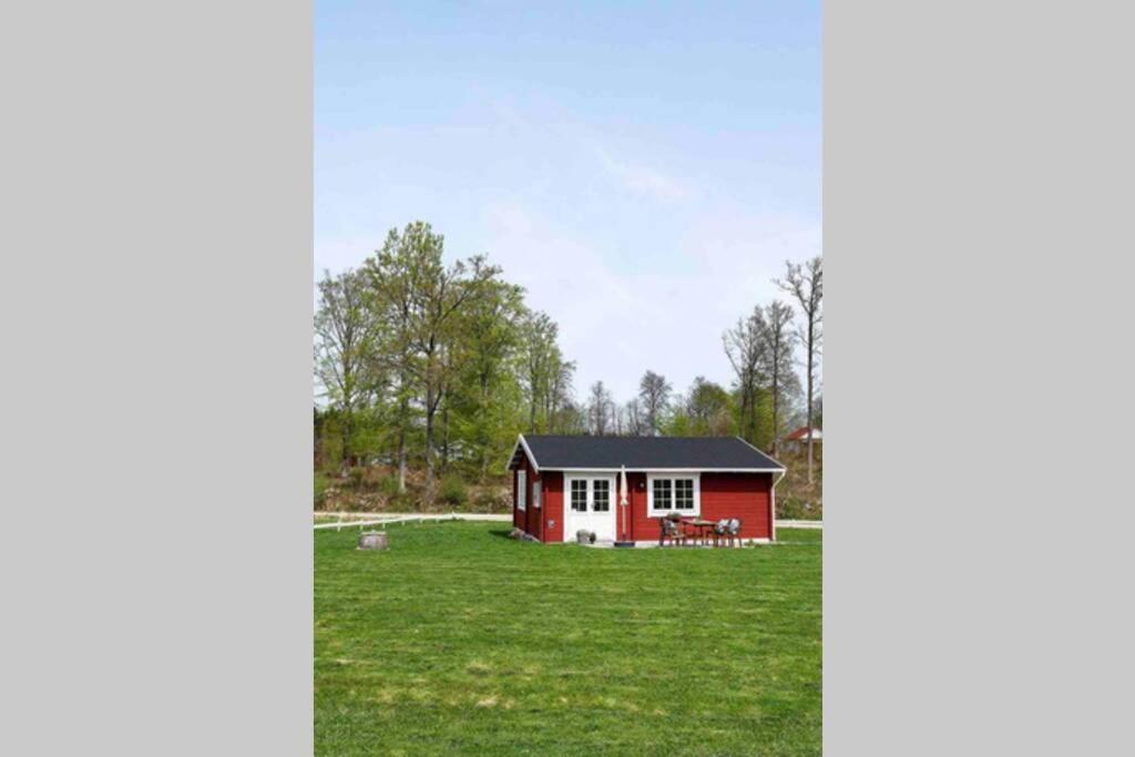 Two-Bedroom House photo 2