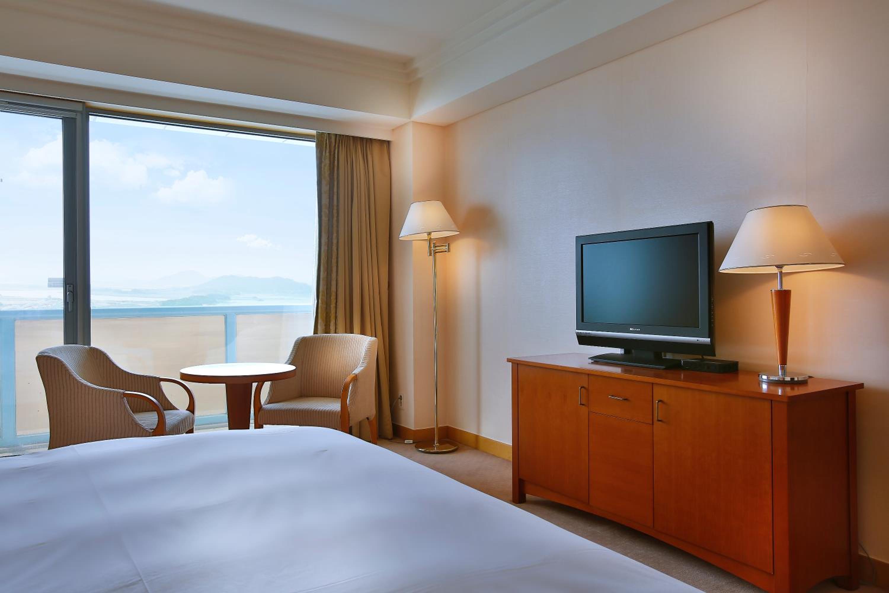 Junior Suite Double Room with Sea View - Photo 5