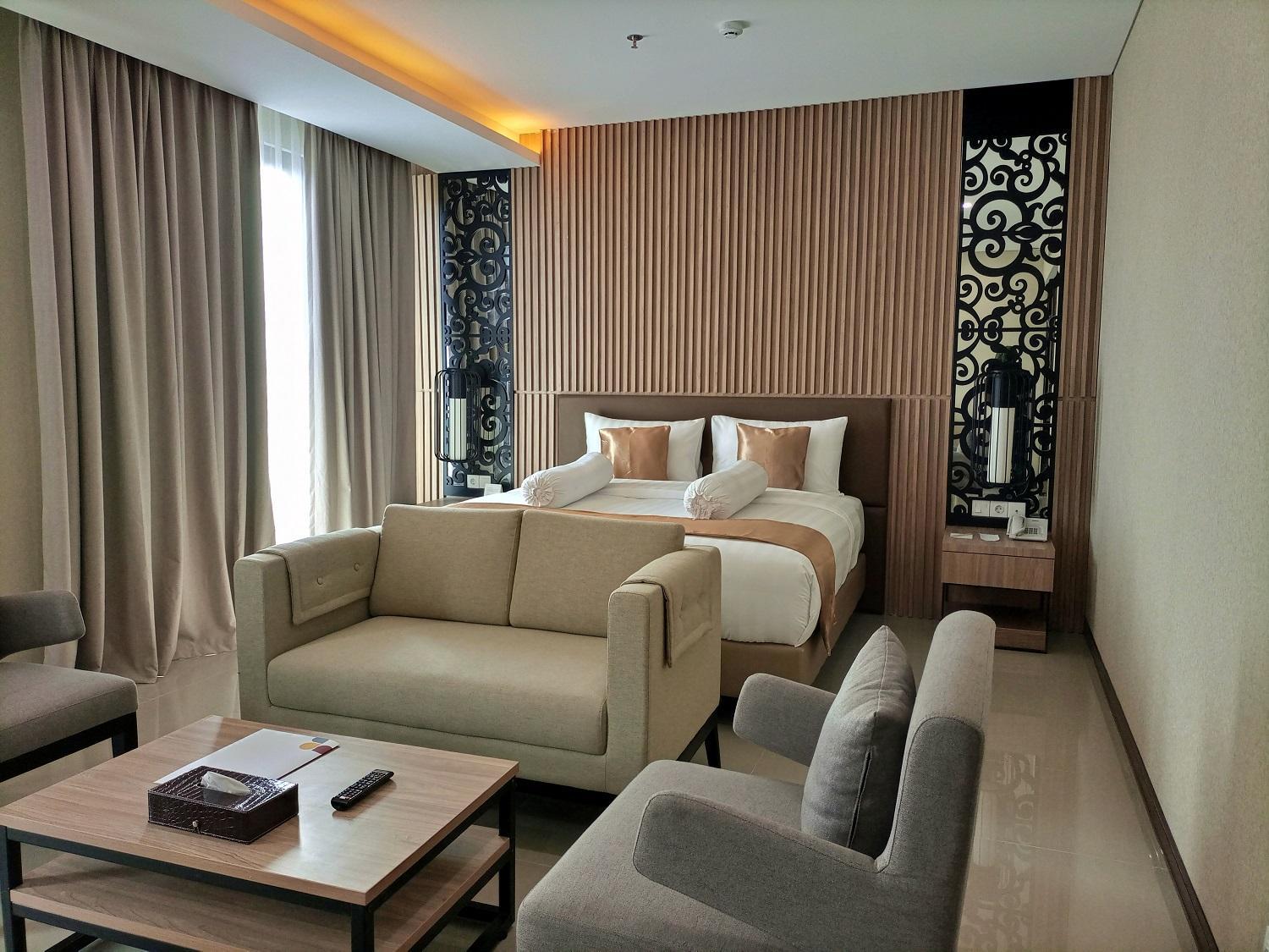 Suite - Photo 3