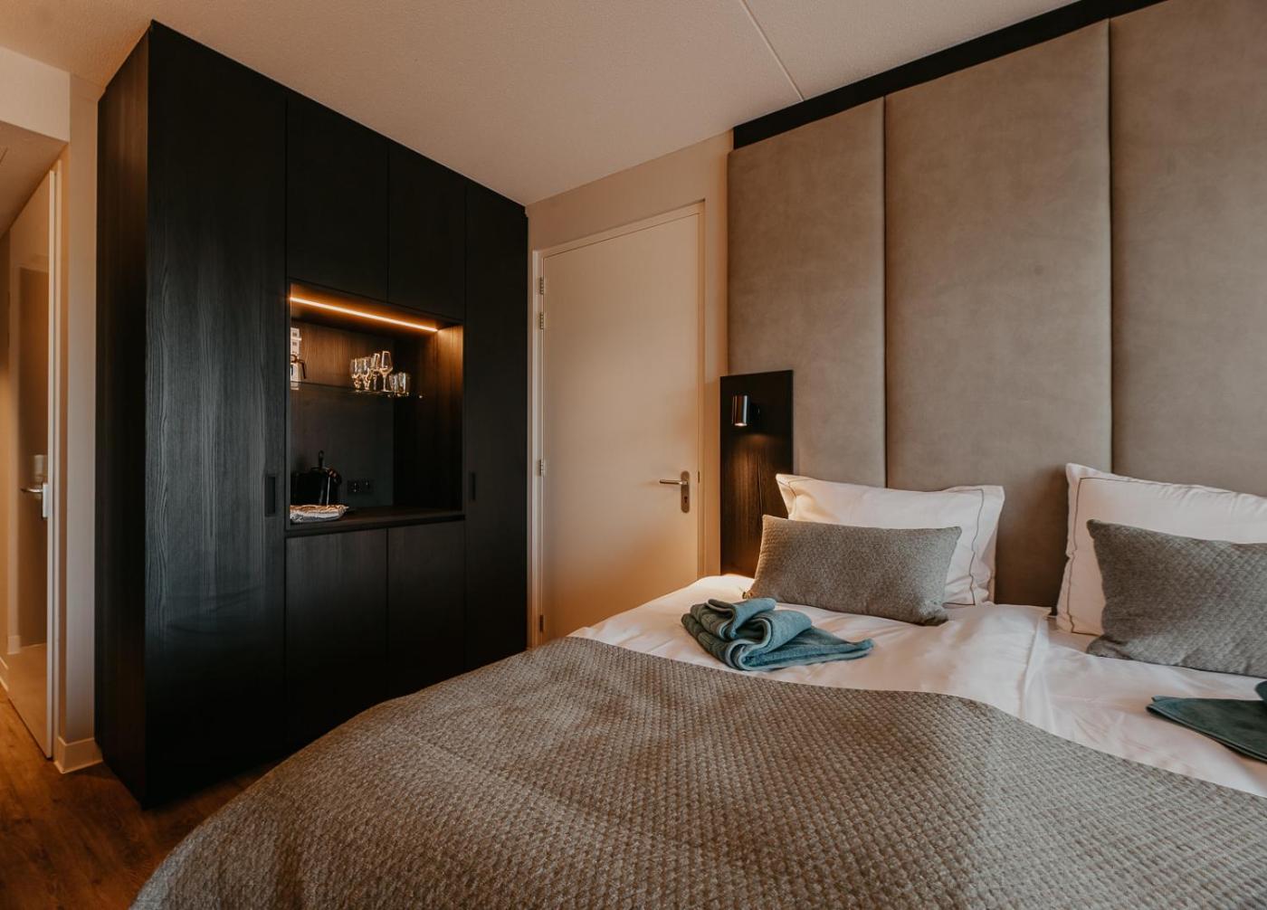 One-Bedroom Apartment - Photo 4