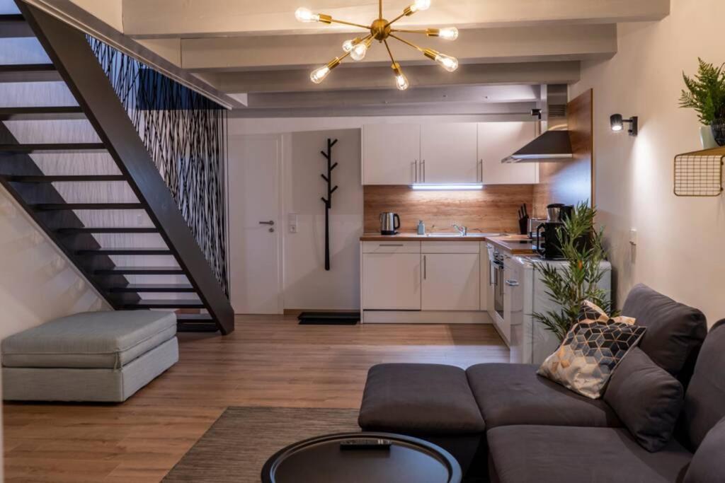 Apartment - Split Level - Photo 19