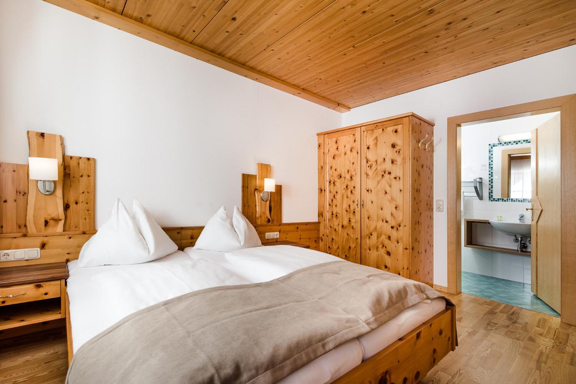 Family Suite with Balcony photo 1
