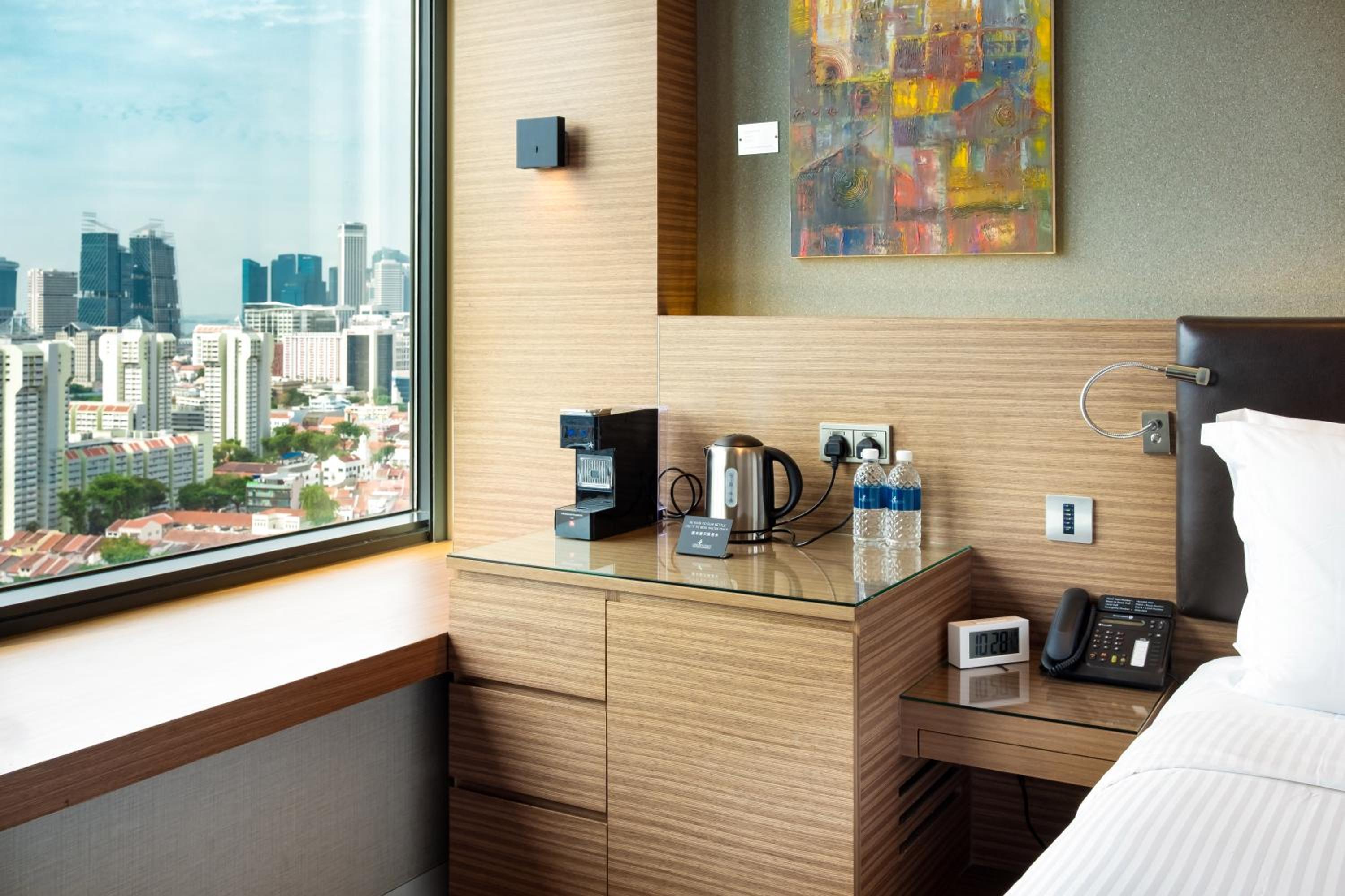 Skyline Studio with Skyline Lounge Access, High Floor photo 3