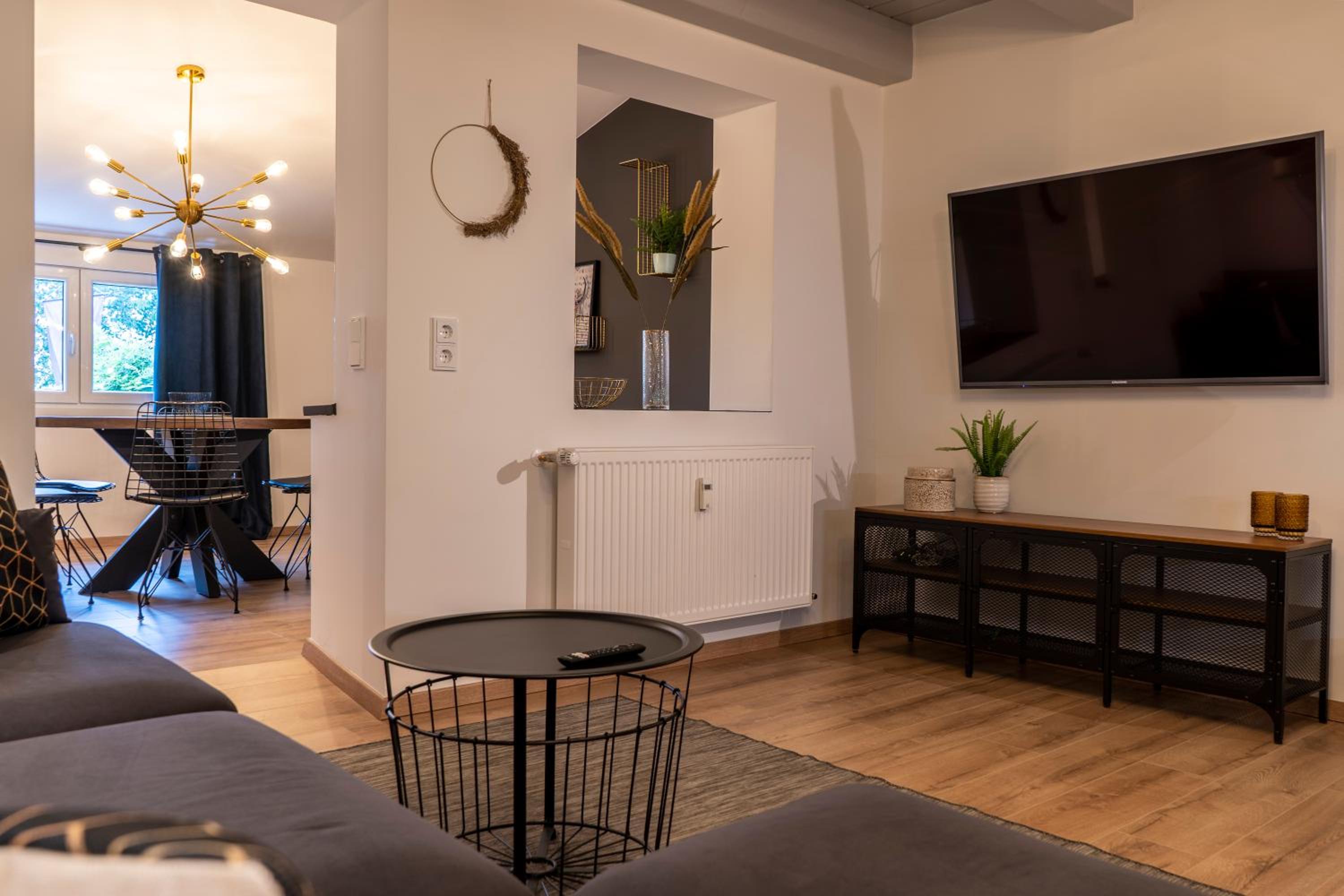 Apartment - Split Level - Photo 30