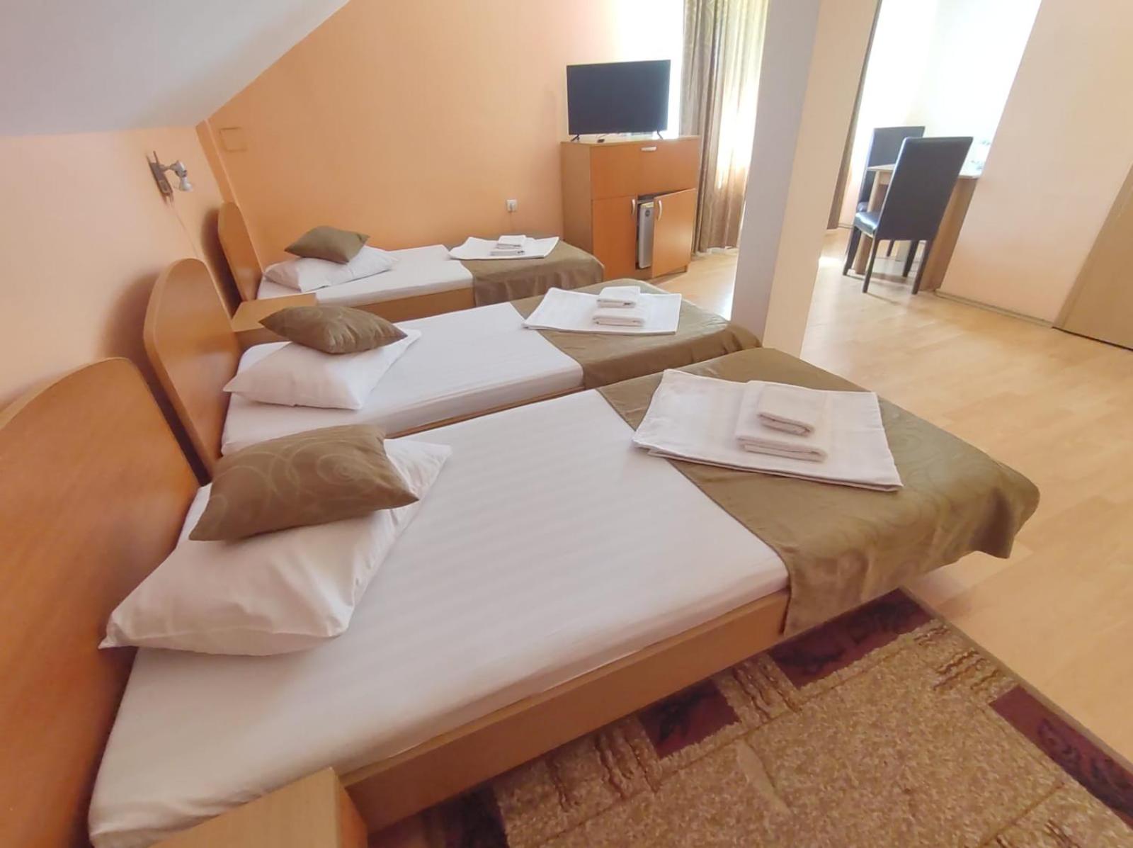 Comfort Triple Room - Photo 3